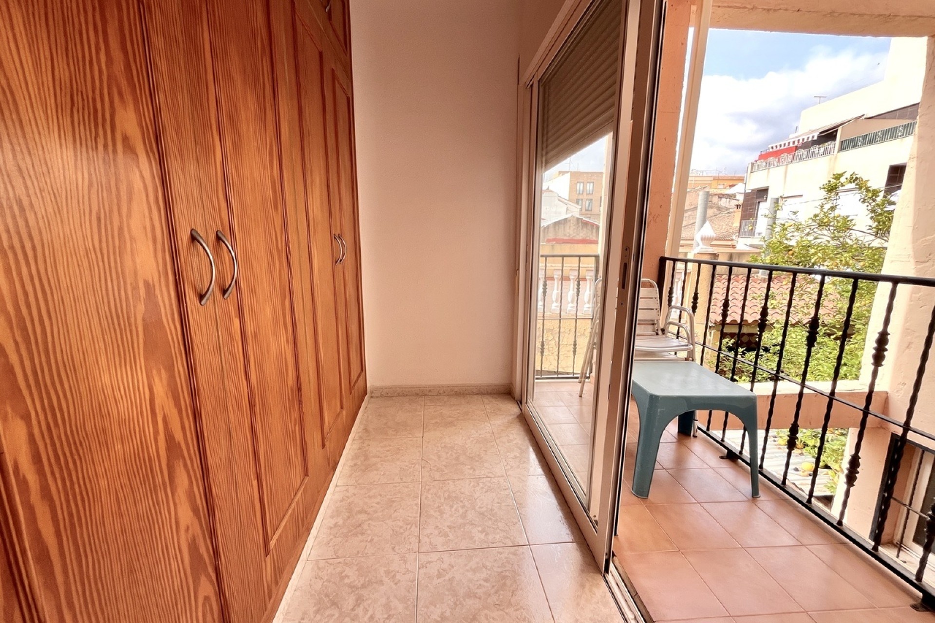 Resale - Wohnung / Appartement -
San Miguel de Salinas - Inland