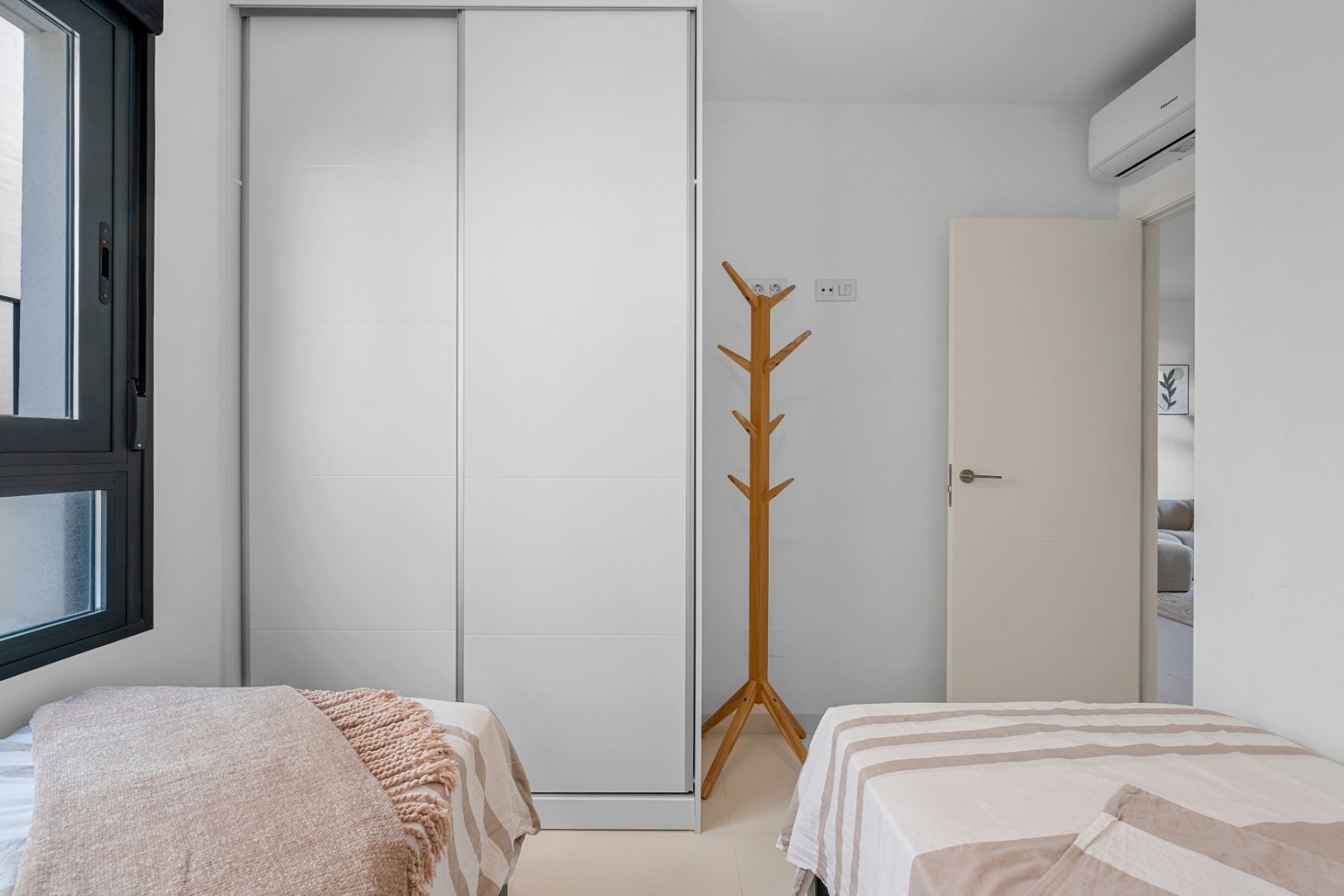Resale - Wohnung / Appartement -
San Miguel de Salinas - Inland