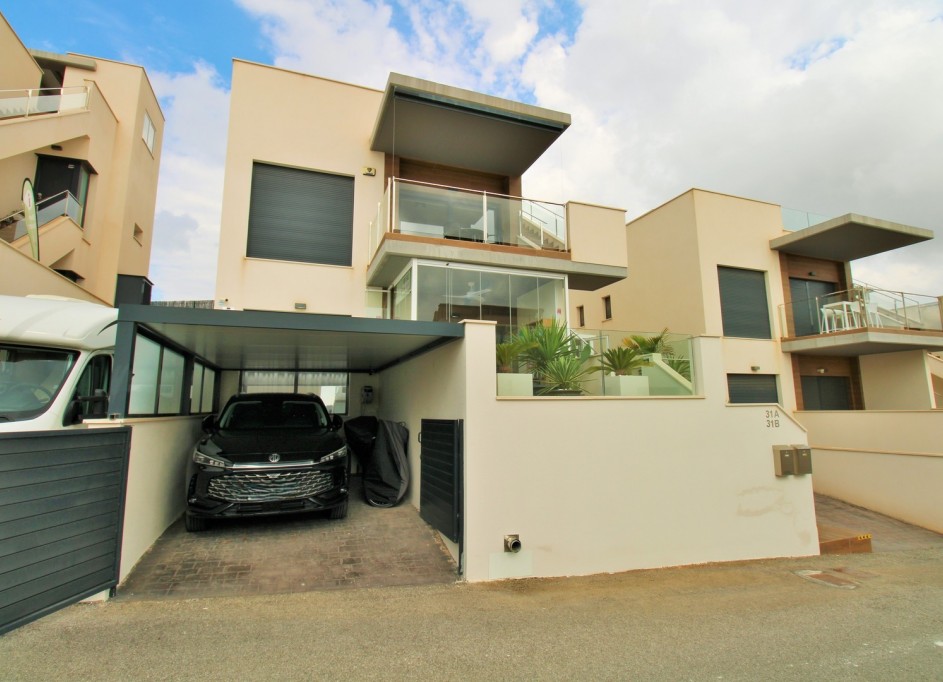 Resale - Wohnung Appartement -
San Miguel de Salinas