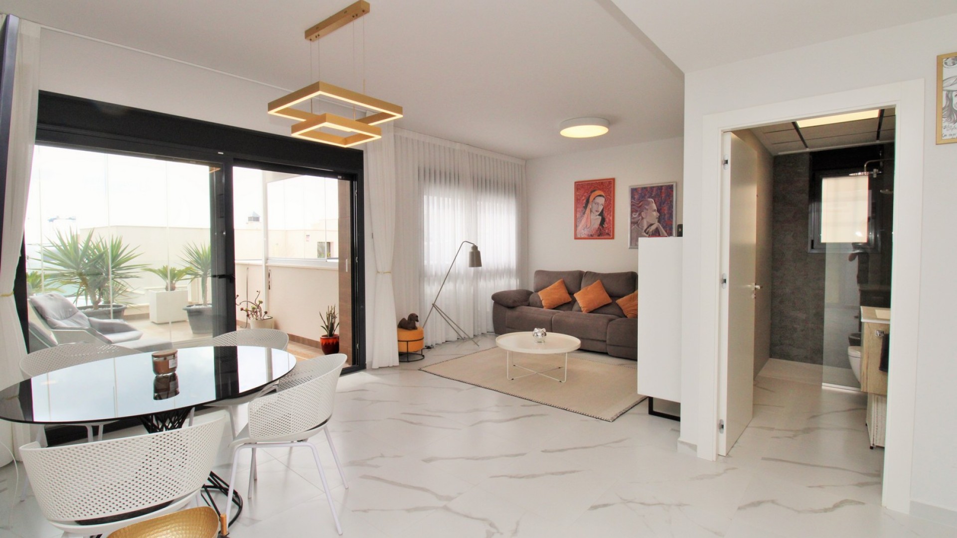 Resale - Wohnung Appartement -
San Miguel de Salinas