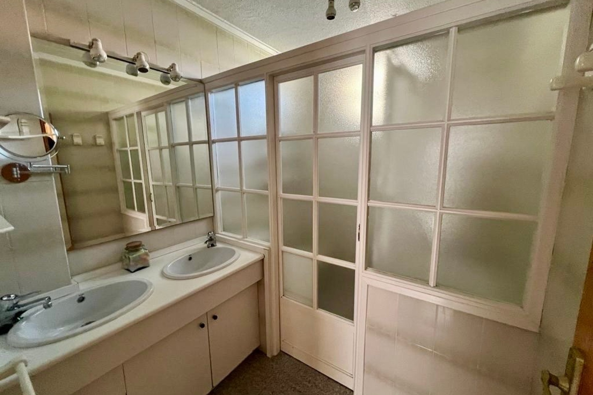 Resale - Wohnung / Appartement -
Santa Pola - Costa Blanca