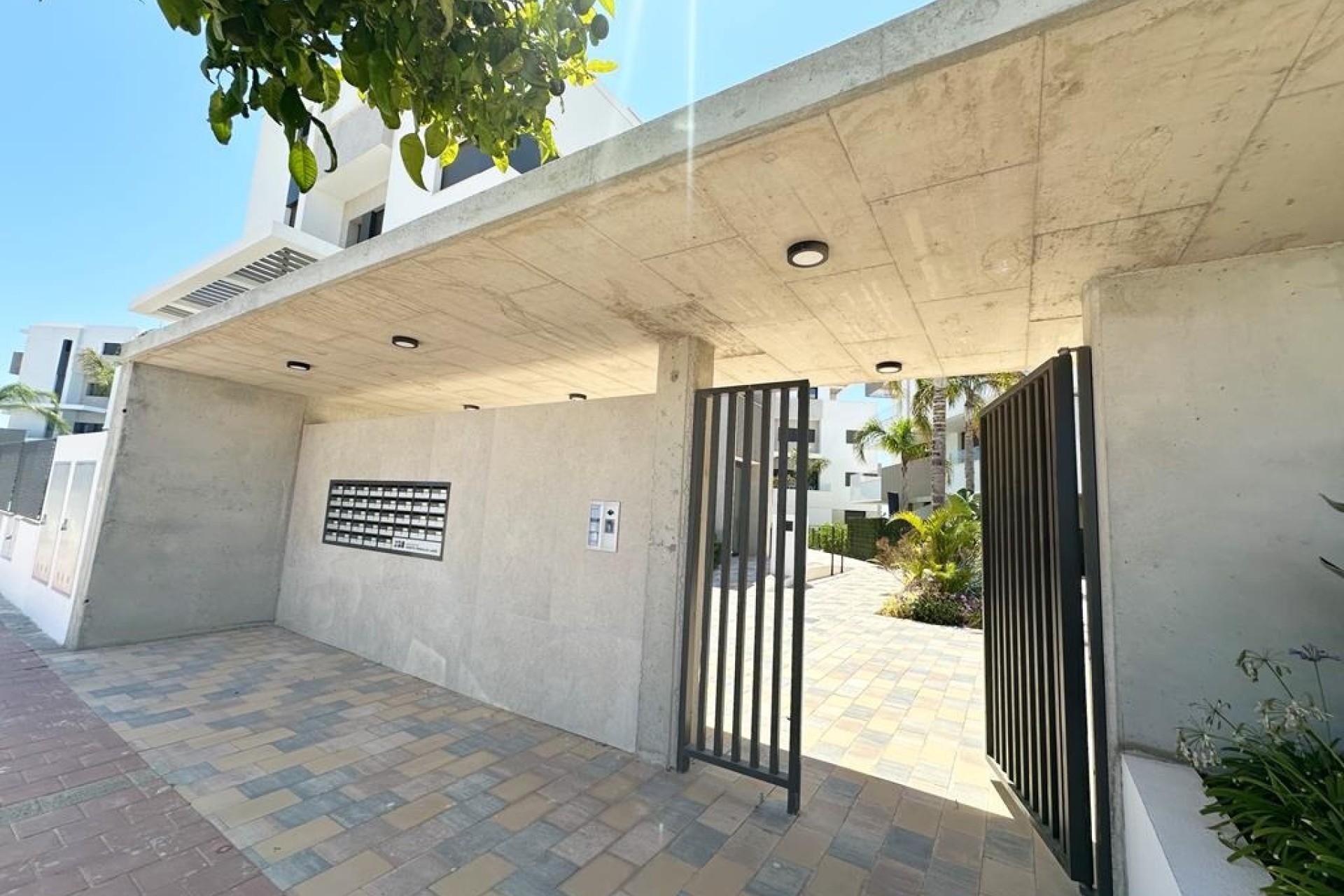 Resale - Wohnung / Appartement -
Santa Rosalia Resort - Inland