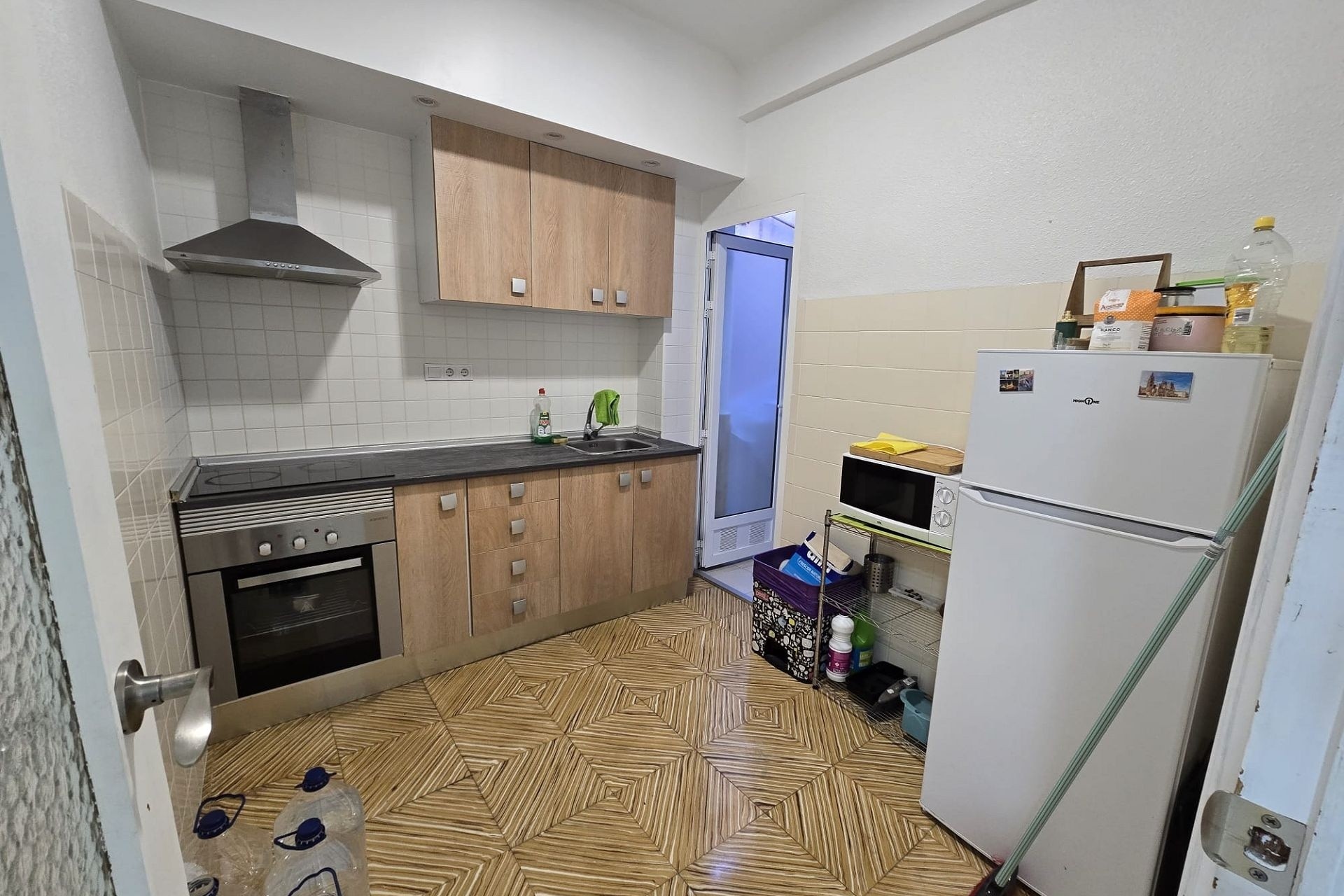 Resale - Wohnung Appartement -
SAX