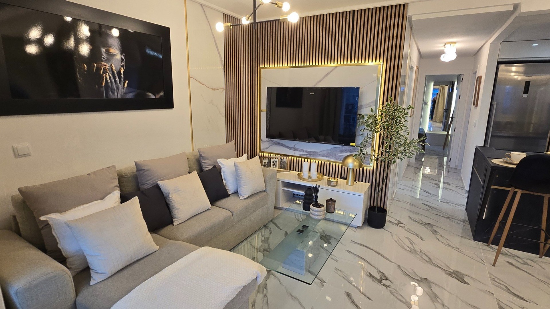 Resale - Wohnung Appartement -
Sucina