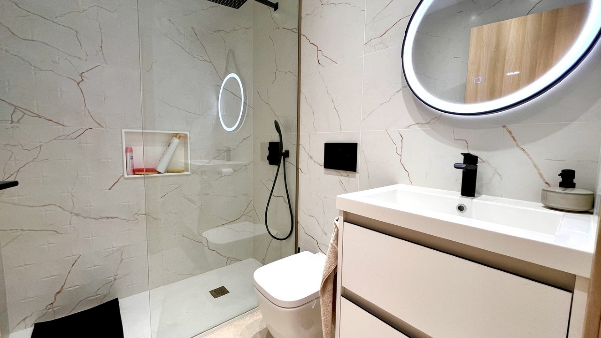 Resale - Wohnung Appartement -
Torre de la Horadada