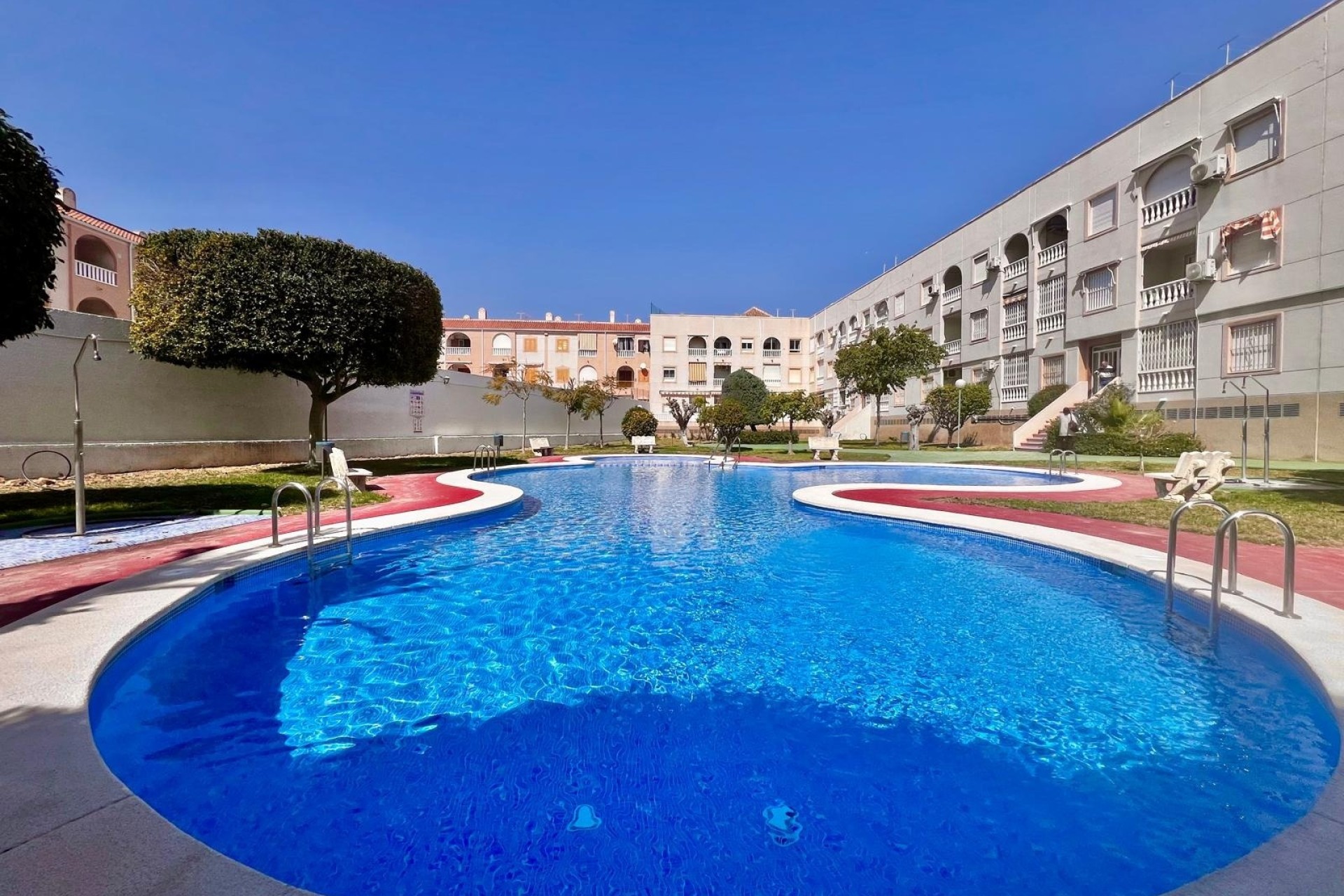 Resale - Wohnung Appartement -
Torrevieja - Acequion