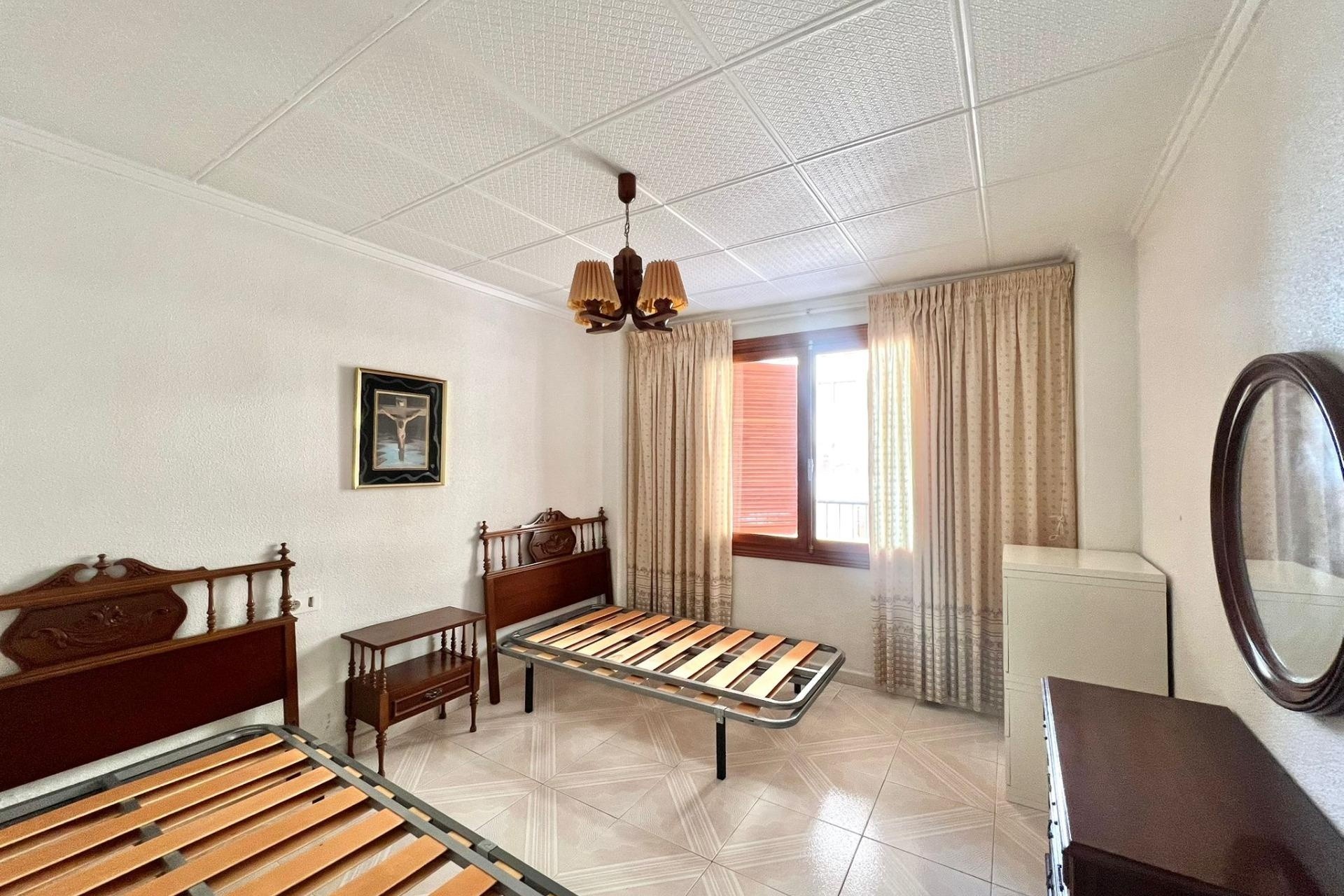 Resale - Wohnung / Appartement -
Torrevieja - Acequion