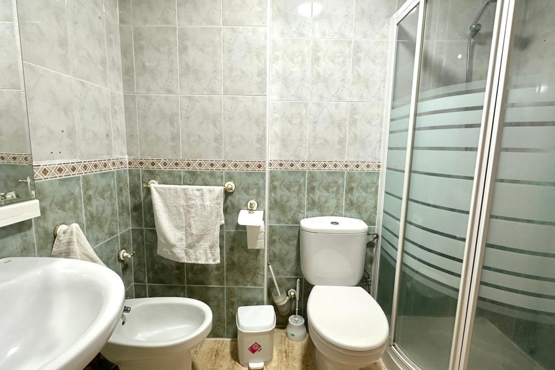 Resale - Wohnung / Appartement -
Torrevieja - Acequion
