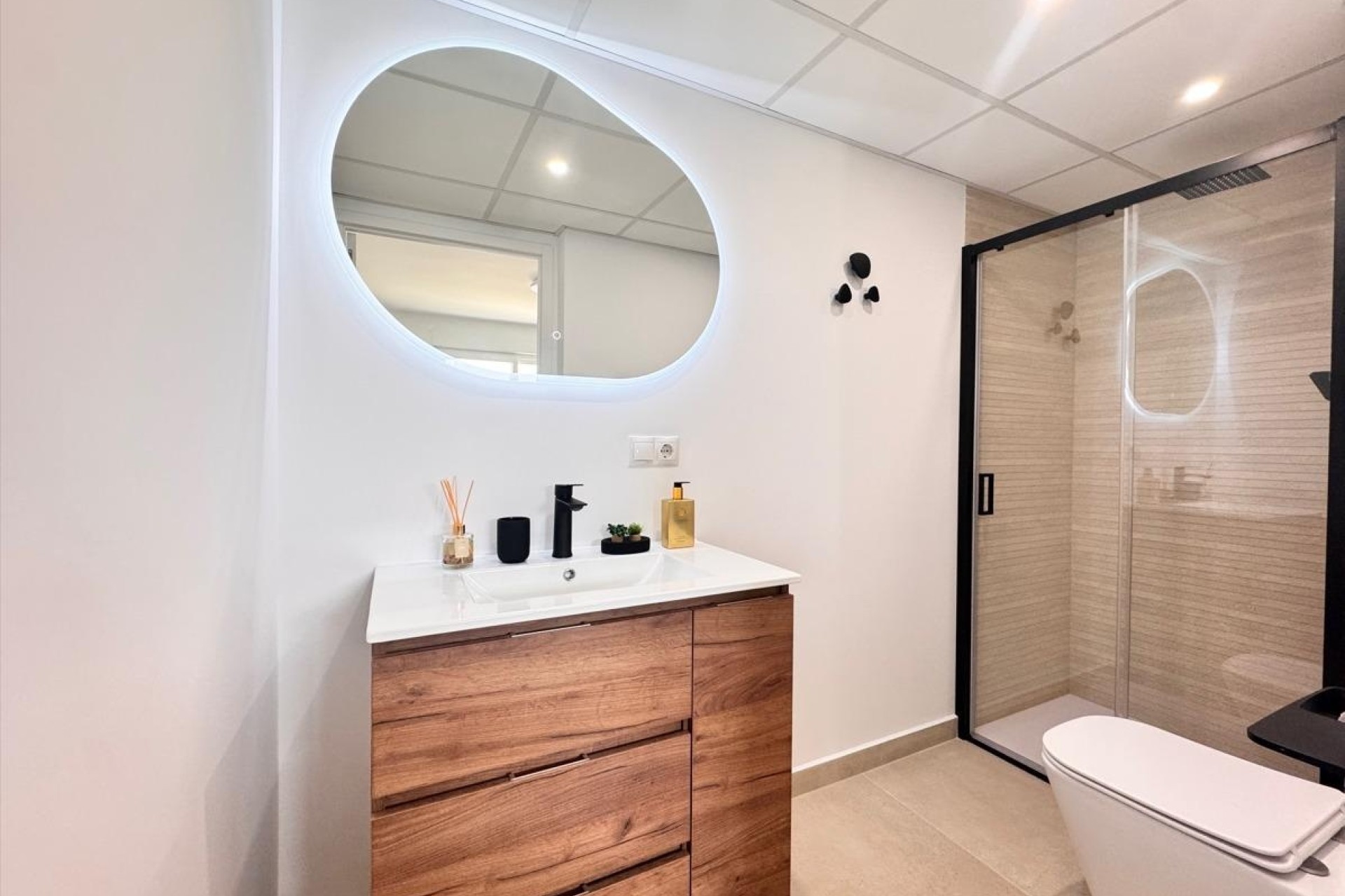 Resale - Wohnung / Appartement -
Torrevieja - Acequion
