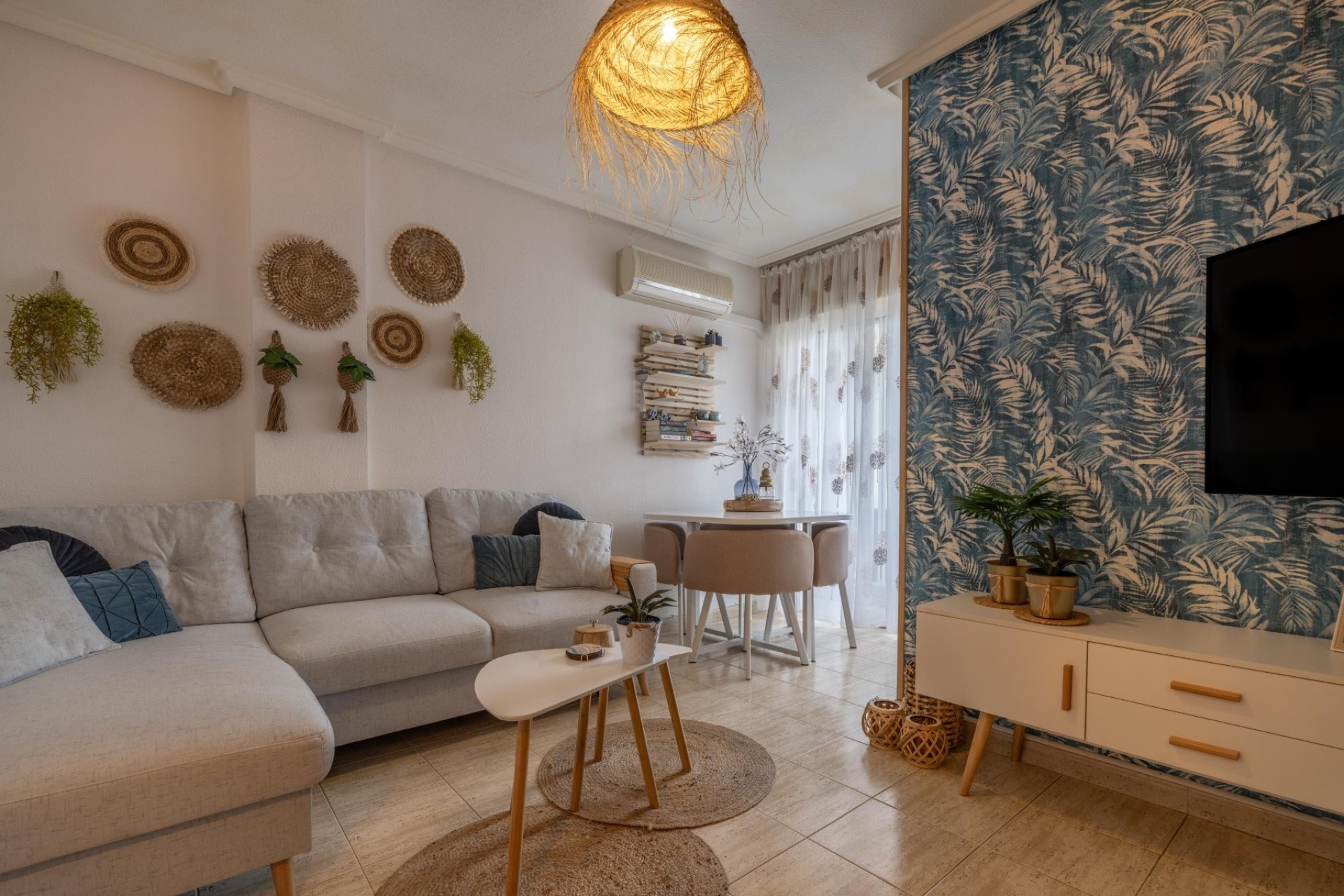 Resale - Wohnung / Appartement -
Torrevieja - Acequion