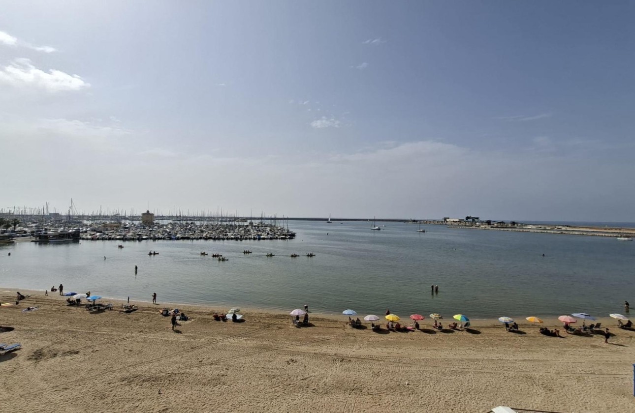 Resale - Wohnung / Appartement -
Torrevieja - Acequion