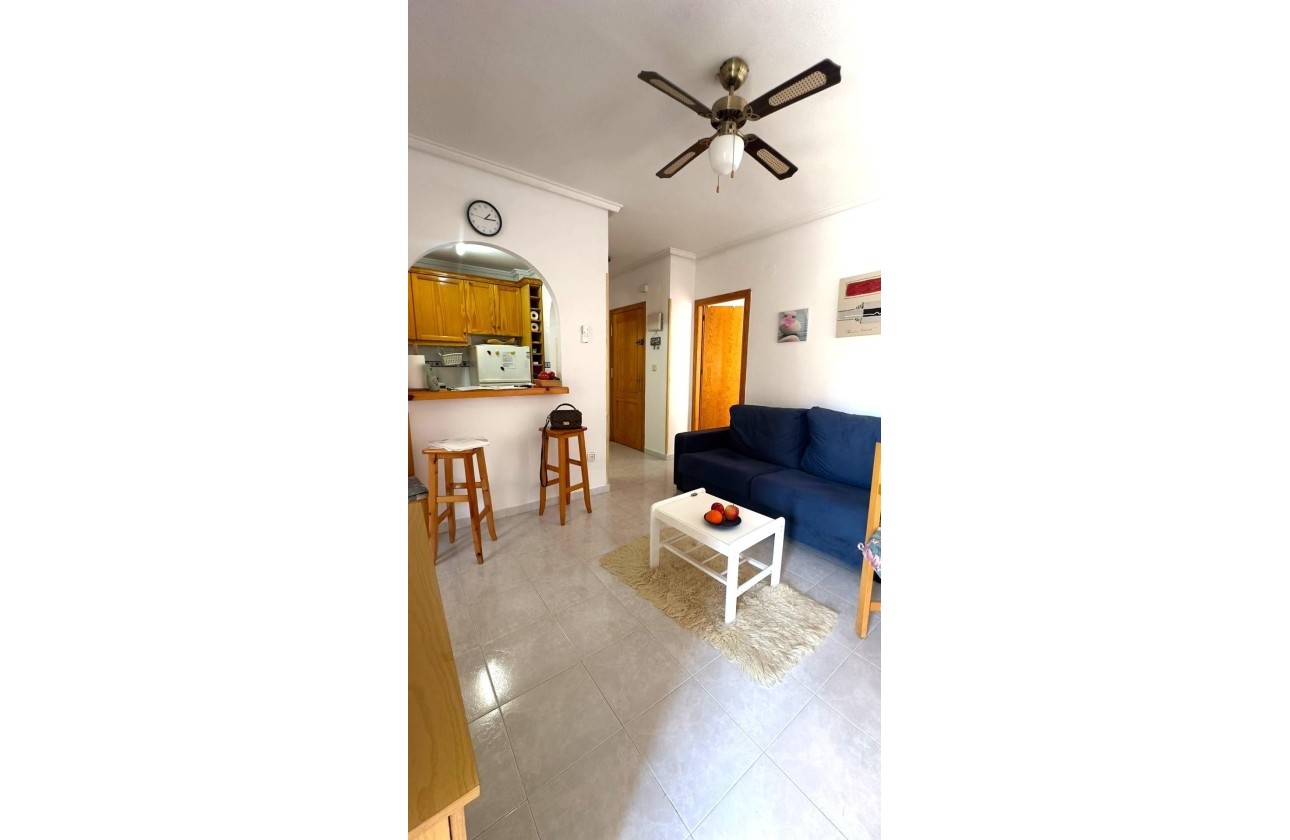Resale - Wohnung / Appartement -
Torrevieja - Acequion
