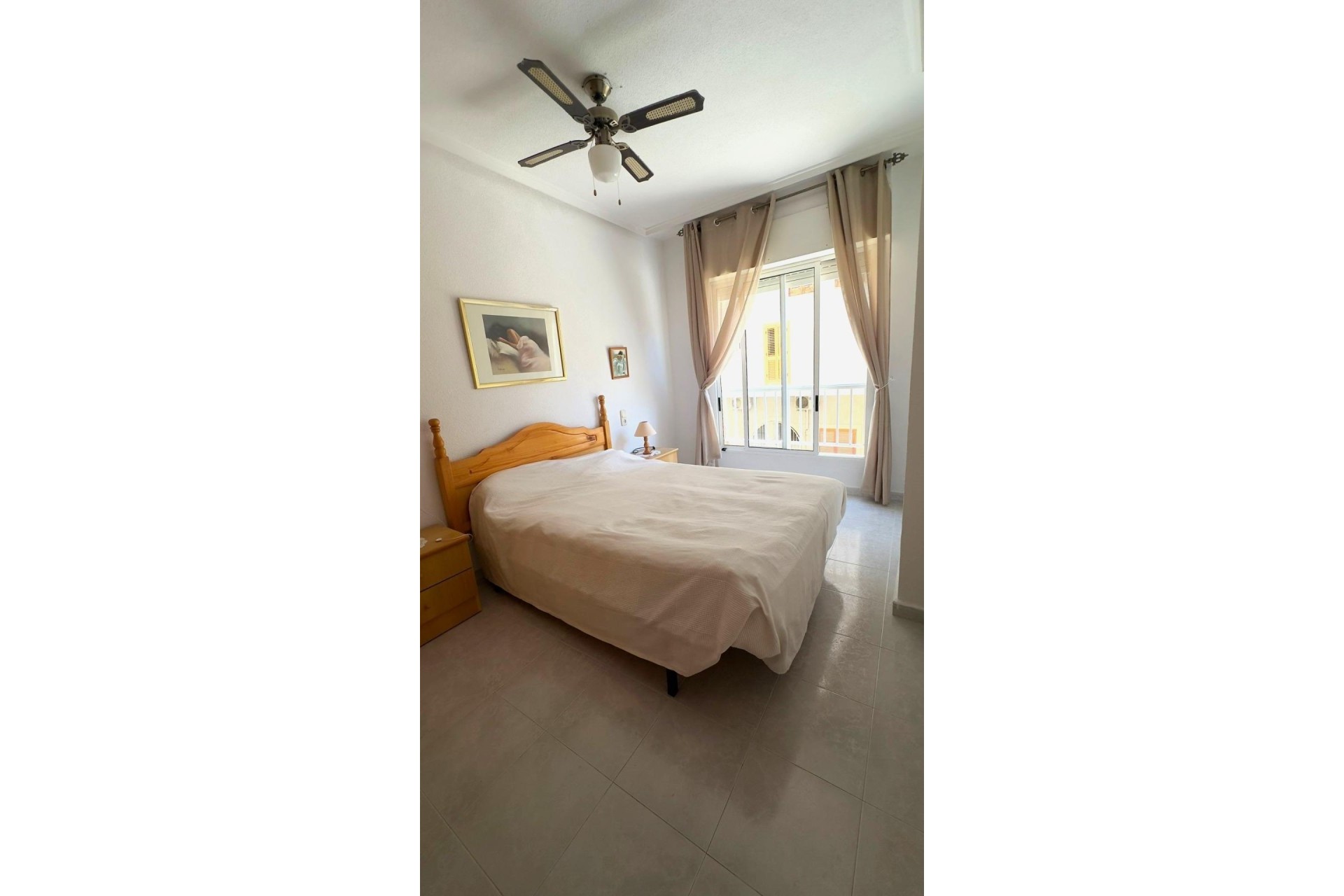 Resale - Wohnung / Appartement -
Torrevieja - Acequion