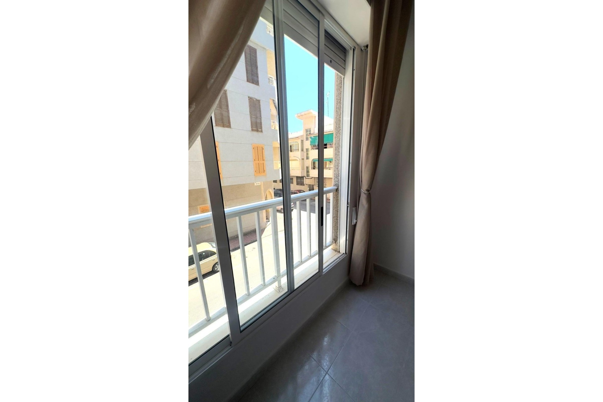 Resale - Wohnung / Appartement -
Torrevieja - Acequion
