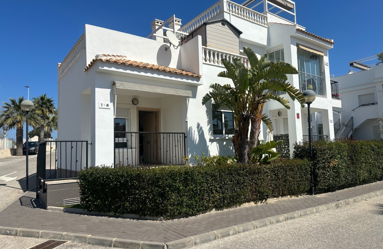 Resale - Wohnung / Appartement -
Torrevieja - Aguas Nuevas