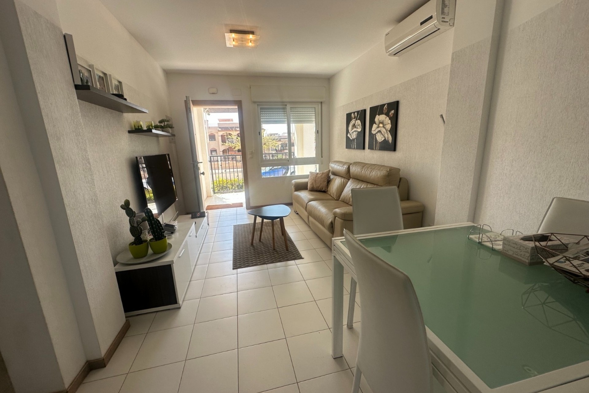Resale - Wohnung / Appartement -
Torrevieja - Aguas Nuevas