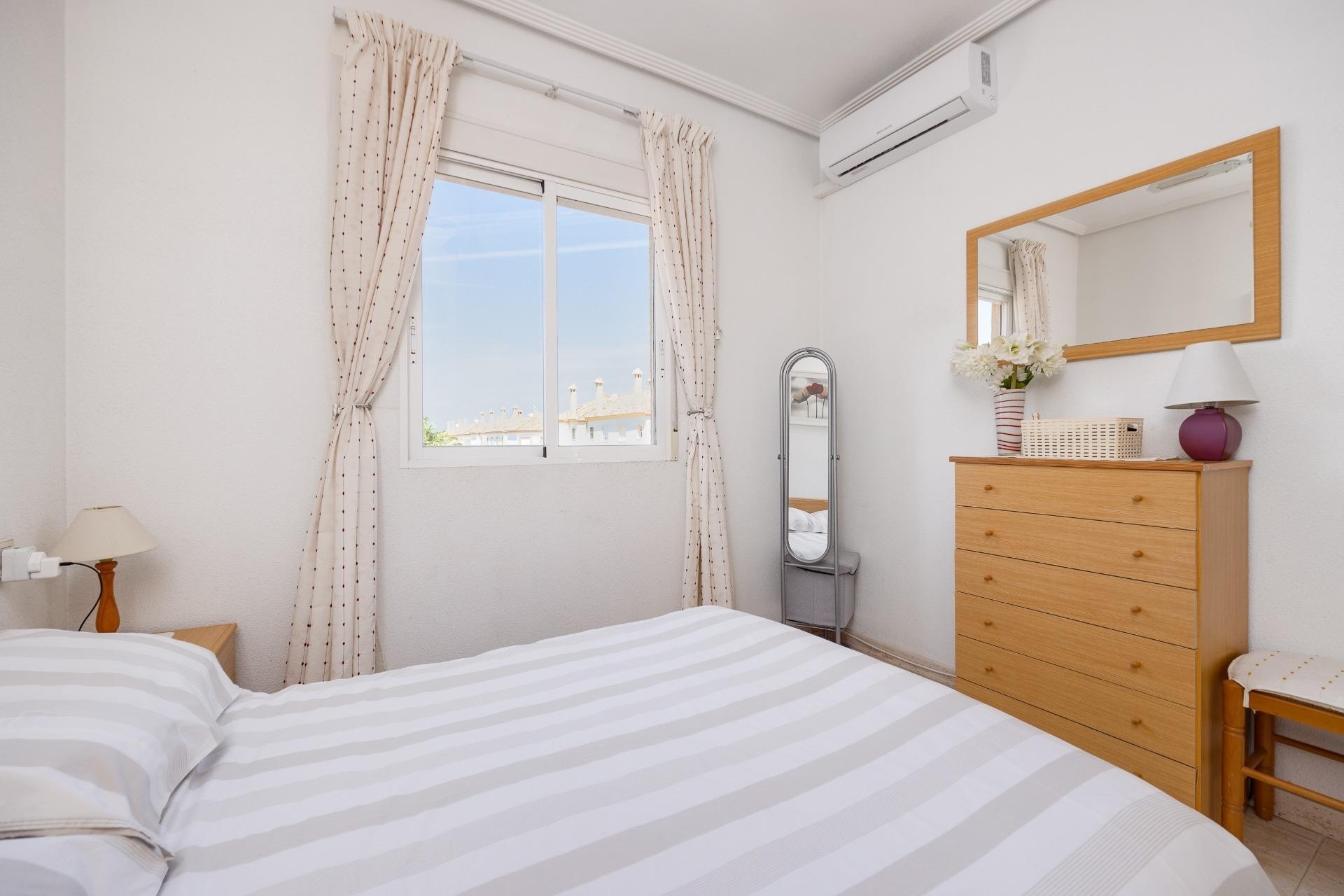 Resale - Wohnung / Appartement -
Torrevieja - Aguas Nuevas
