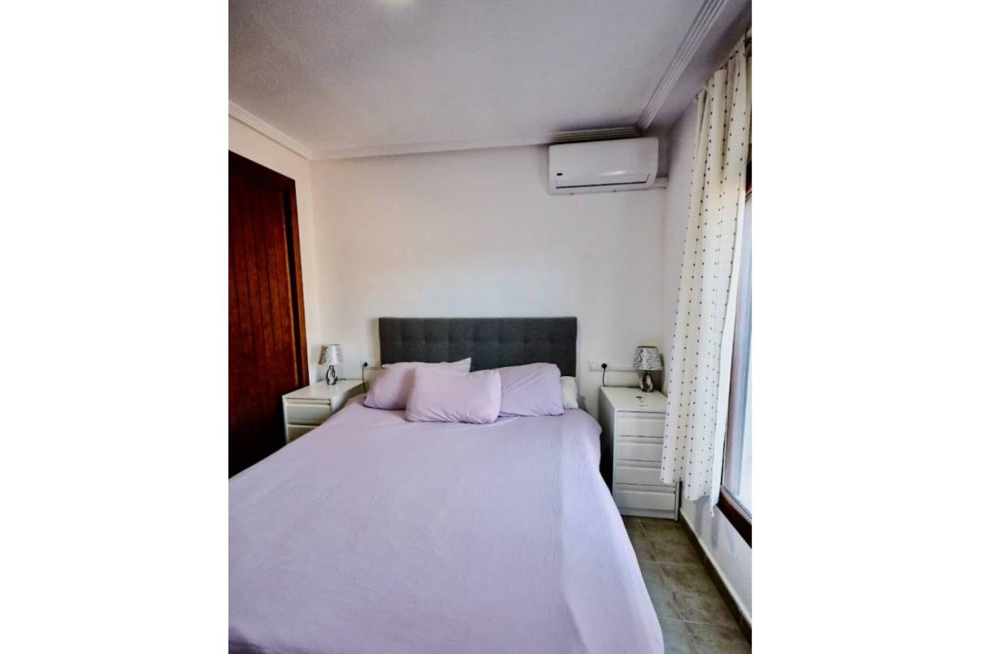 Resale - Wohnung / Appartement -
Torrevieja - Aguas Nuevas
