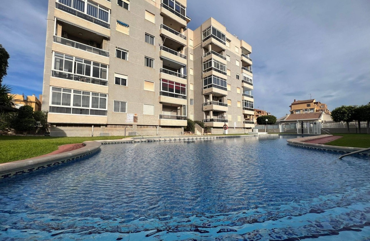Resale - Wohnung / Appartement -
Torrevieja - Aguas Nuevas