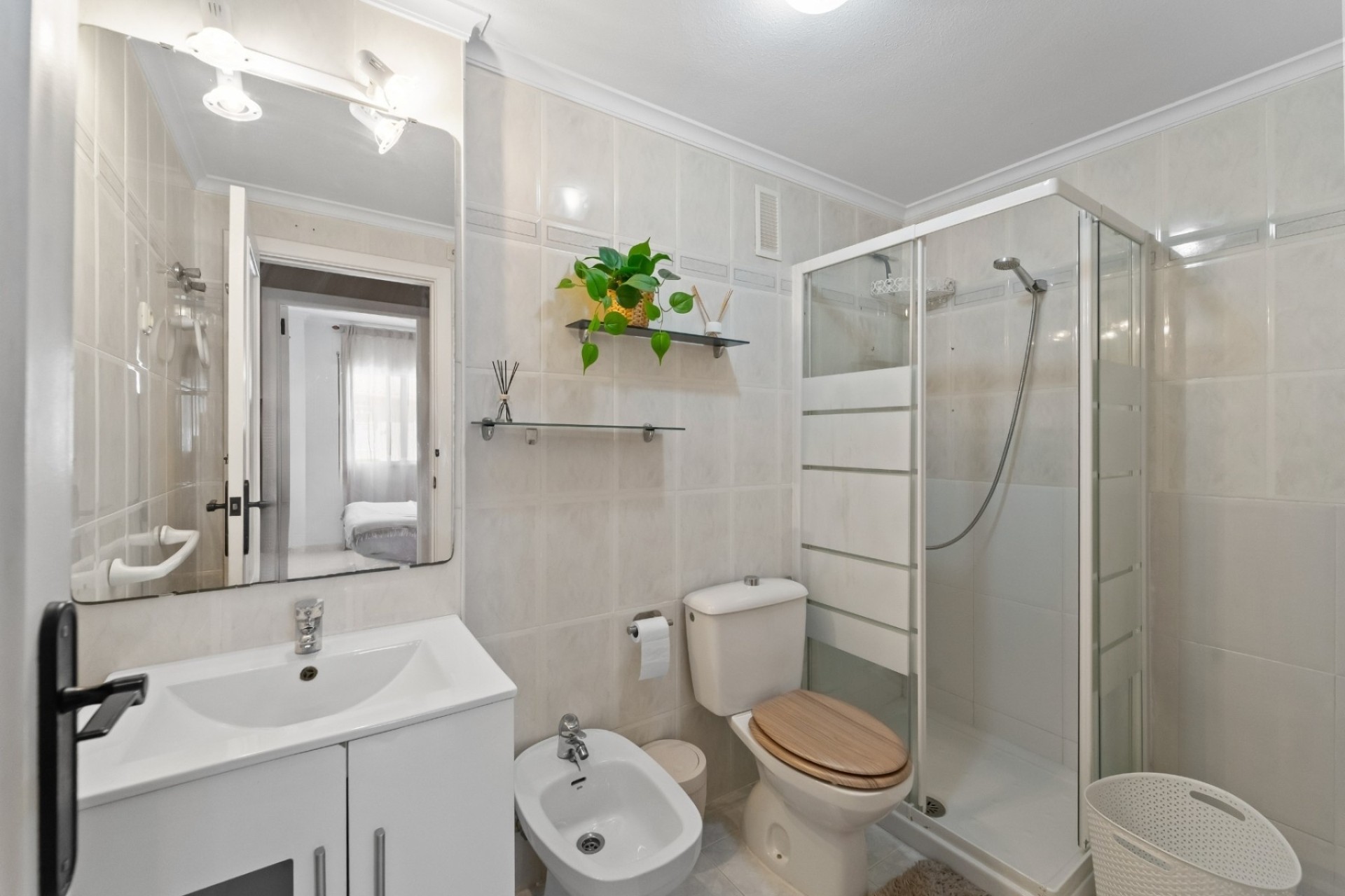 Resale - Wohnung / Appartement -
Torrevieja - Aguas Nuevas