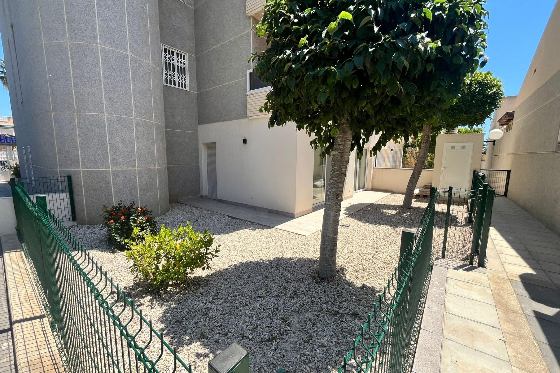 Resale - Wohnung / Appartement -
Torrevieja - Aguas Nuevas