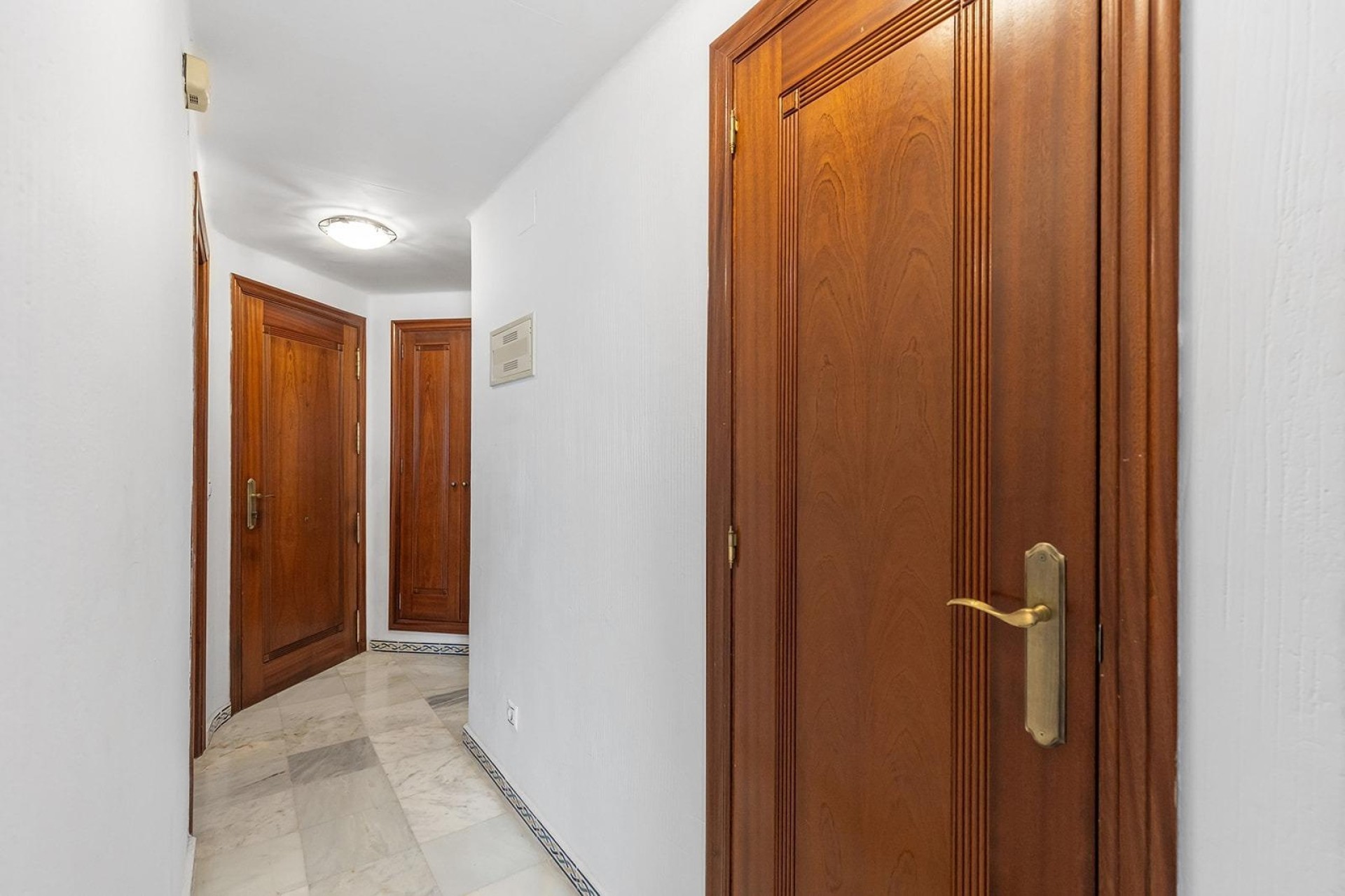 Resale - Wohnung / Appartement -
Torrevieja - Aldea del mar