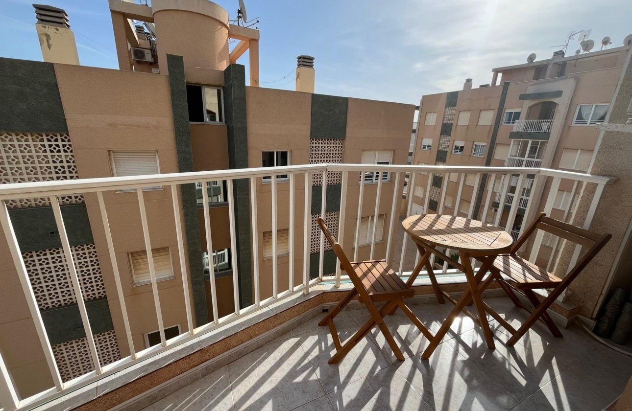 Resale - Wohnung / Appartement -
Torrevieja - Cabo Cervera
