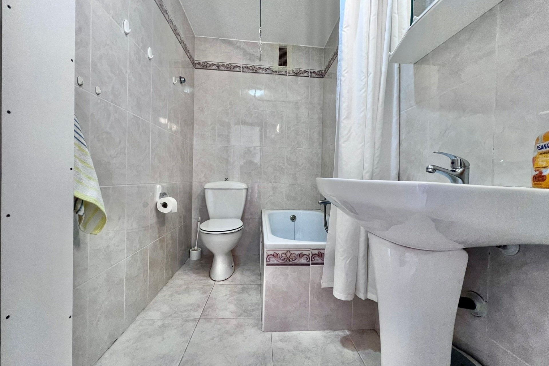 Resale - Wohnung / Appartement -
Torrevieja - Cabo Cervera