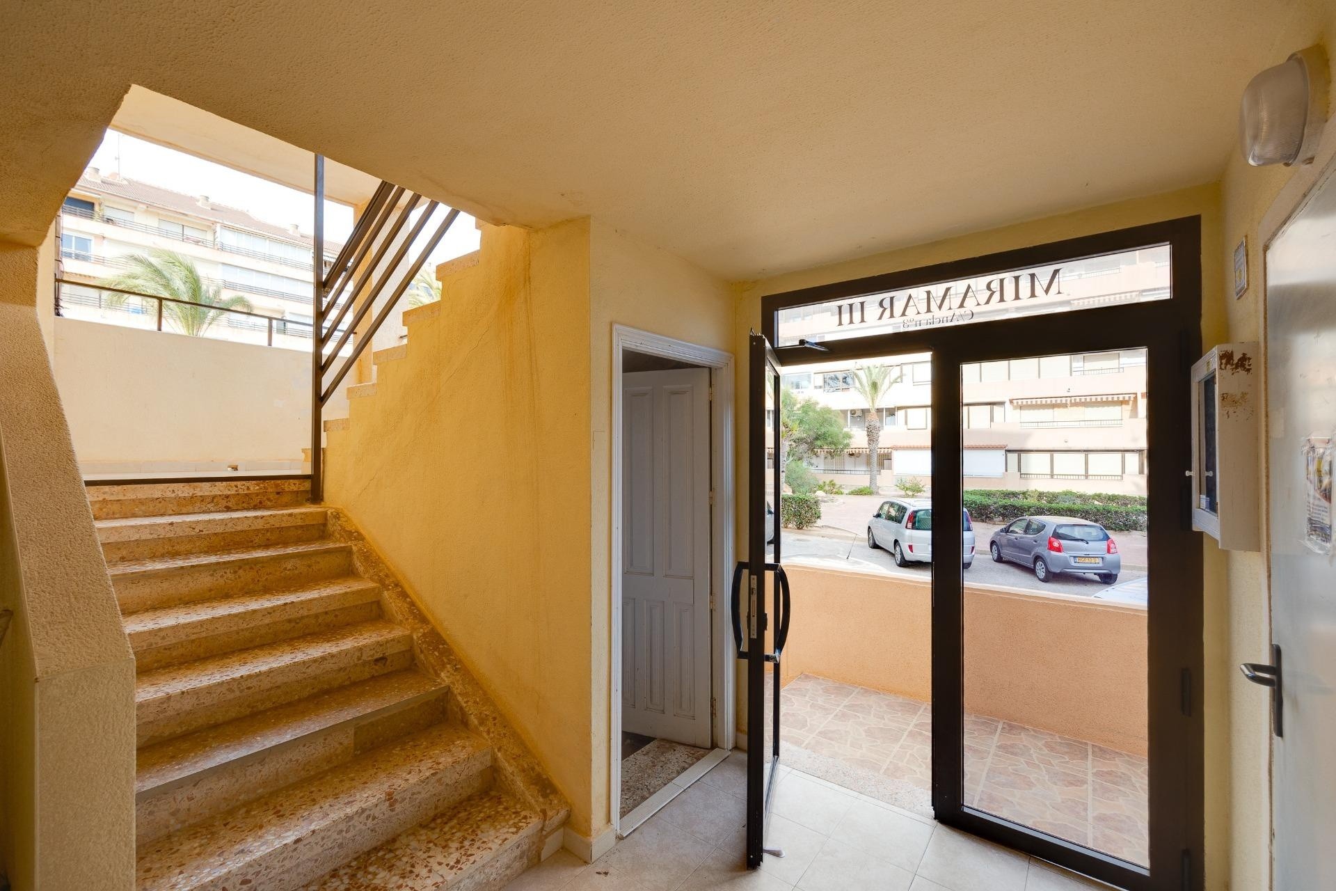 Resale - Wohnung / Appartement -
Torrevieja - Cabo cervera