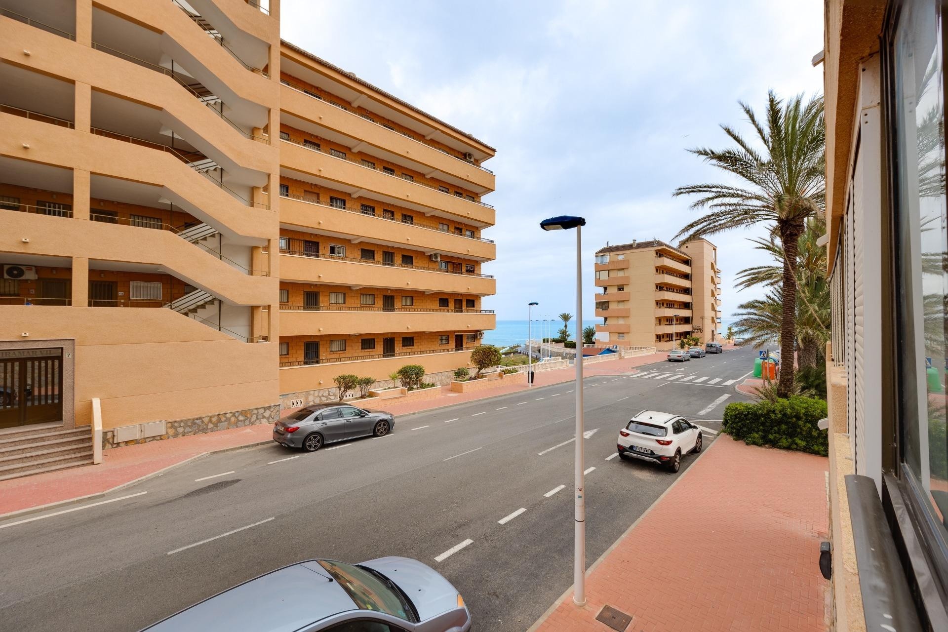 Resale - Wohnung / Appartement -
Torrevieja - Cabo cervera