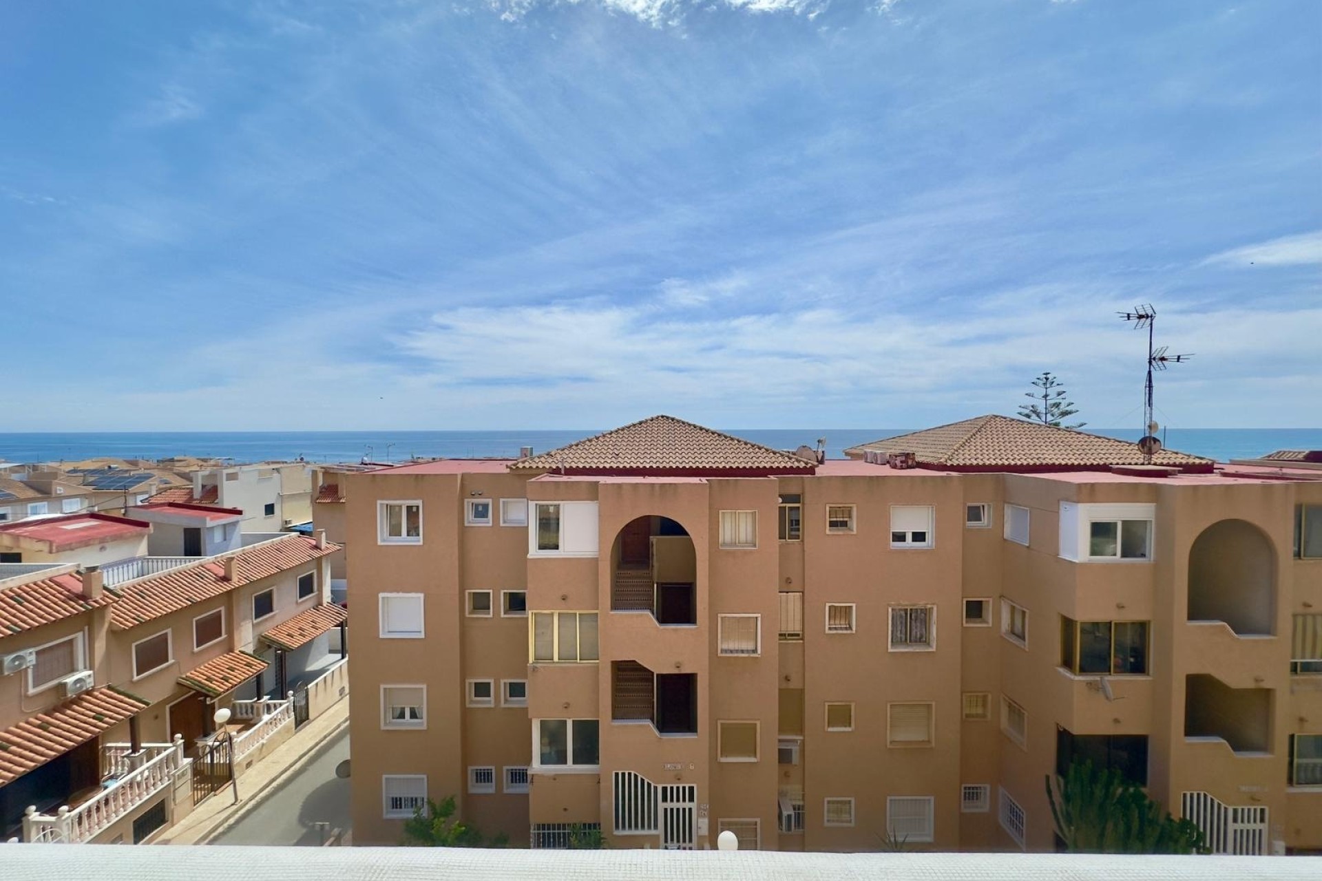 Resale - Wohnung / Appartement -
Torrevieja - Cabo Cervera
