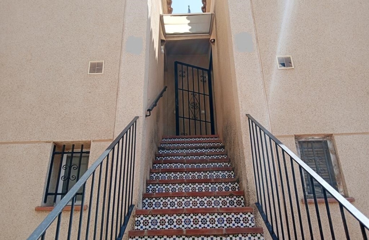 Resale - Wohnung / Appartement -
Torrevieja - Carrefour