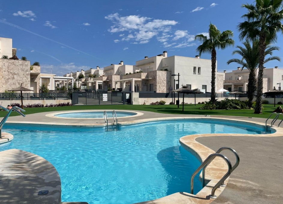 Resale - Wohnung Appartement -
Torrevieja - Center Torrevieja