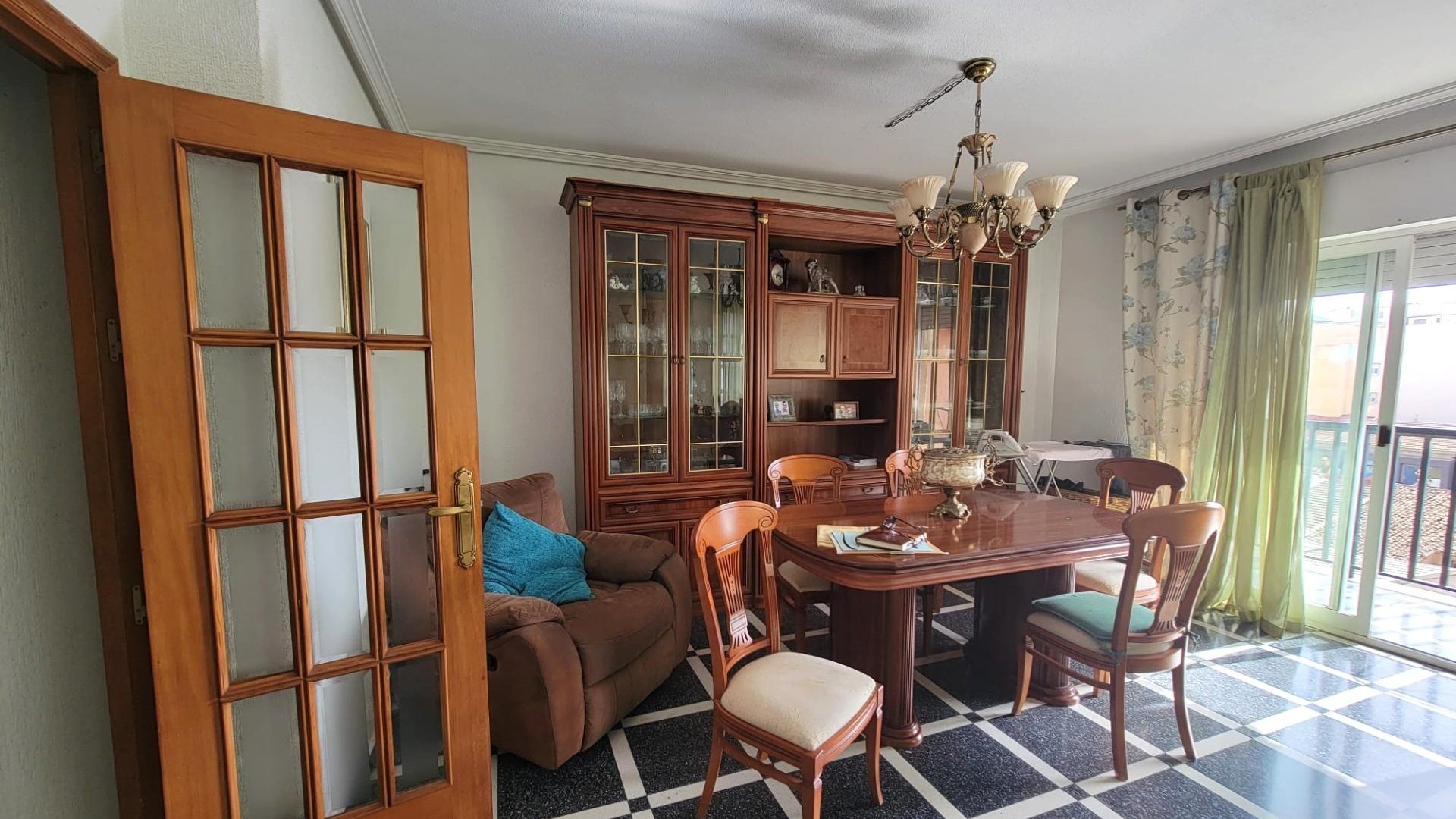 Resale - Wohnung Appartement -
Torrevieja - Center