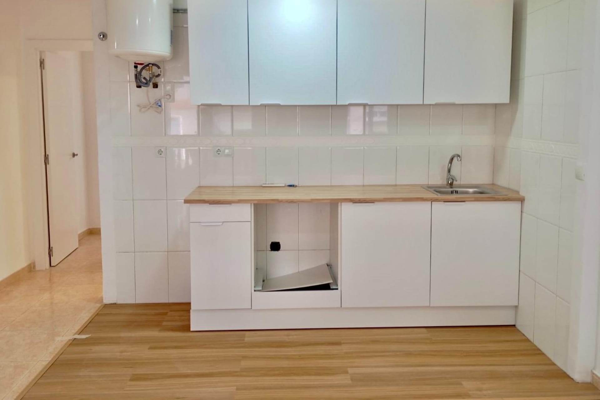 Resale - Wohnung / Appartement -
Torrevieja - Center