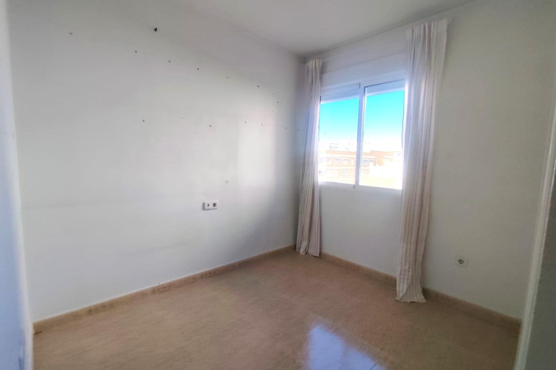 Resale - Wohnung / Appartement -
Torrevieja - Center