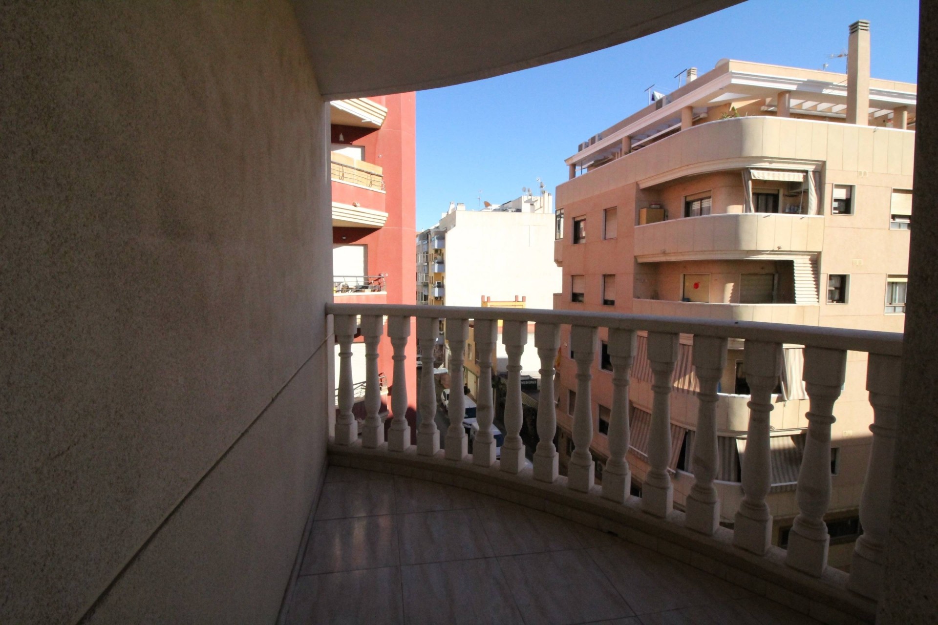 Resale - Wohnung / Appartement -
Torrevieja - Center