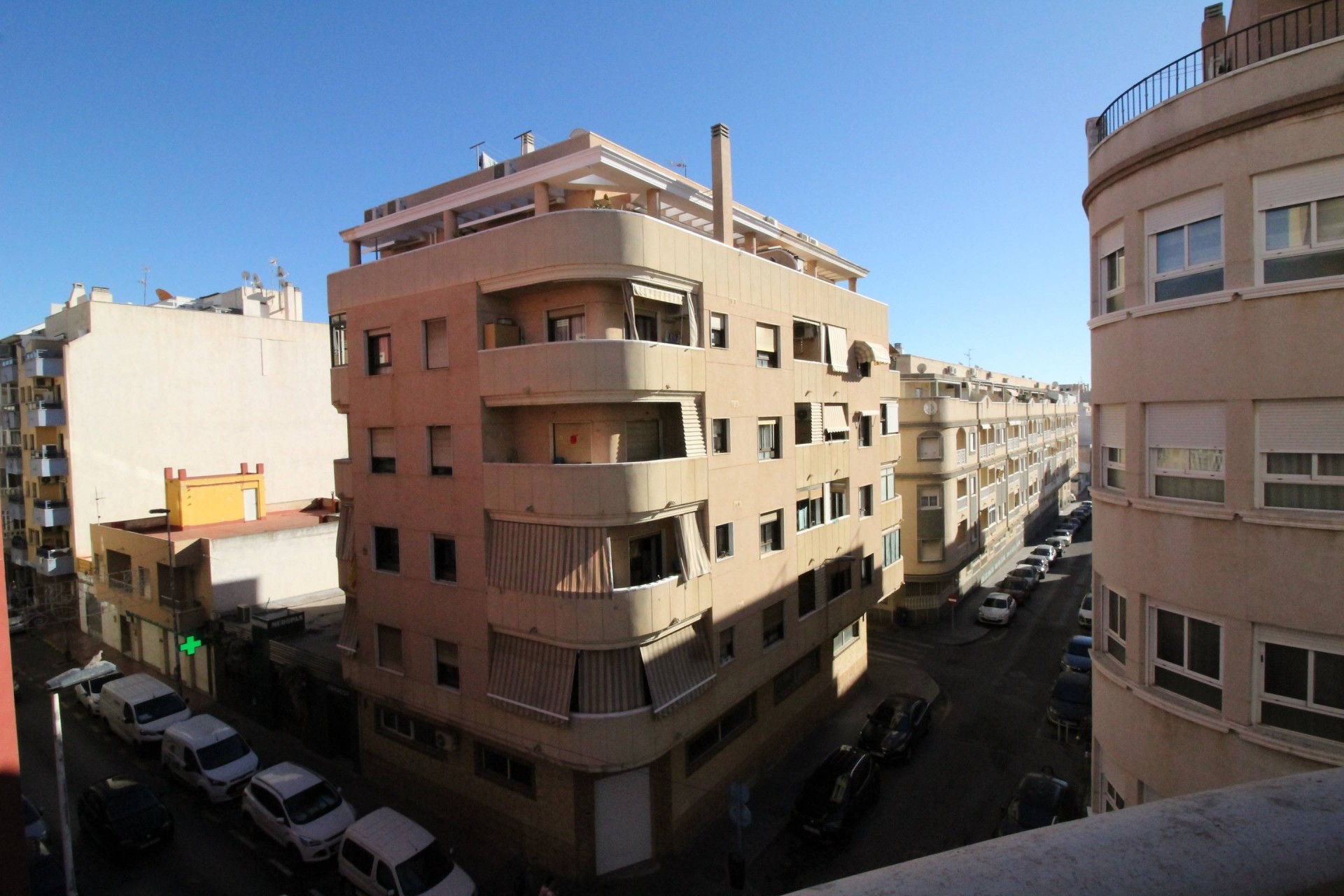 Resale - Wohnung / Appartement -
Torrevieja - Center