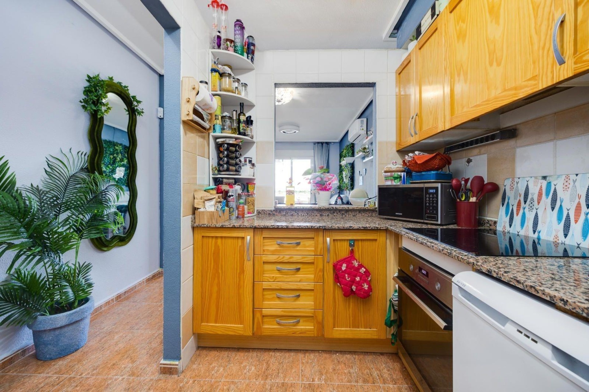 Resale - Wohnung / Appartement -
Torrevieja - Center