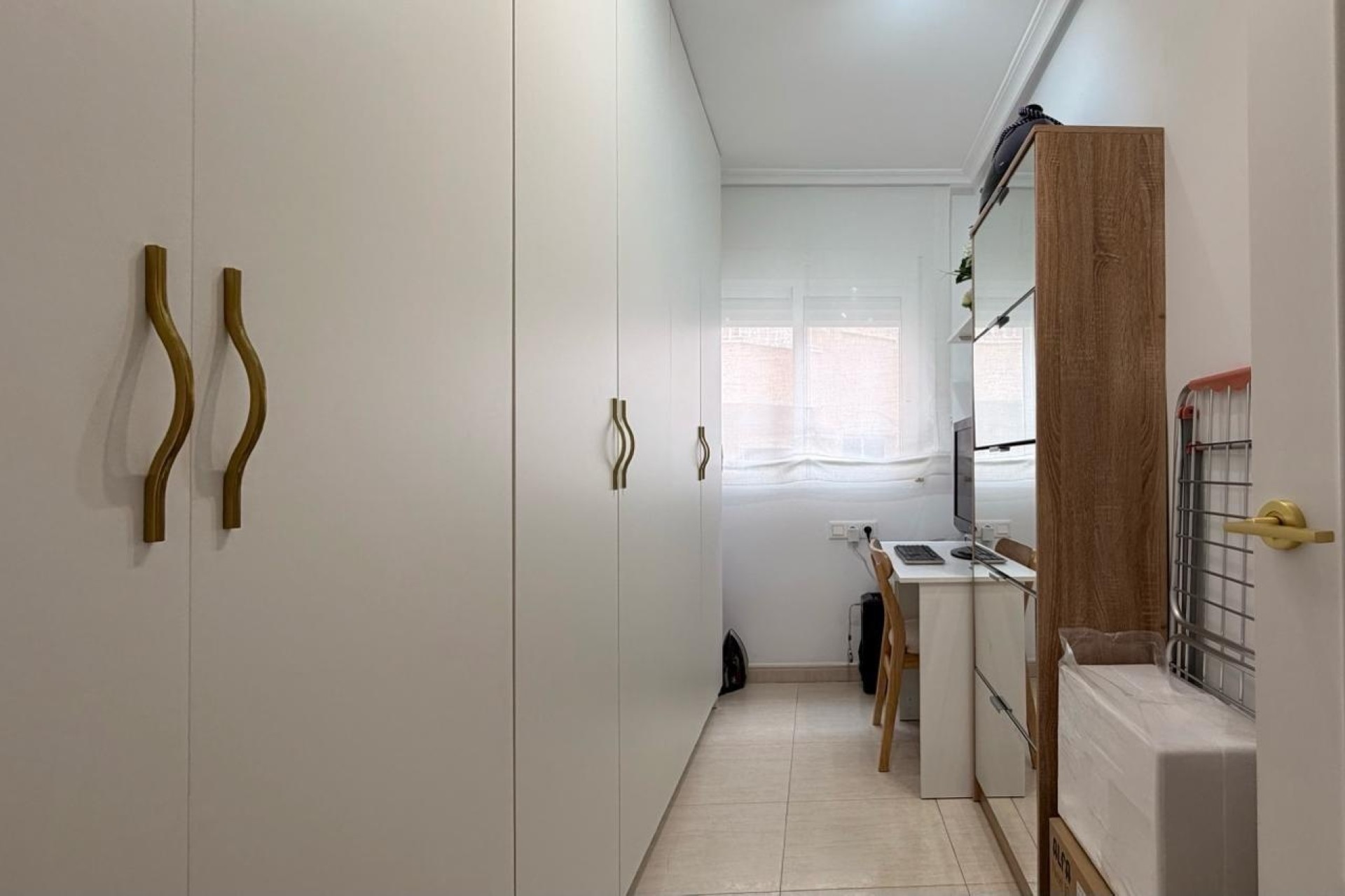 Resale - Wohnung / Appartement -
Torrevieja - Center