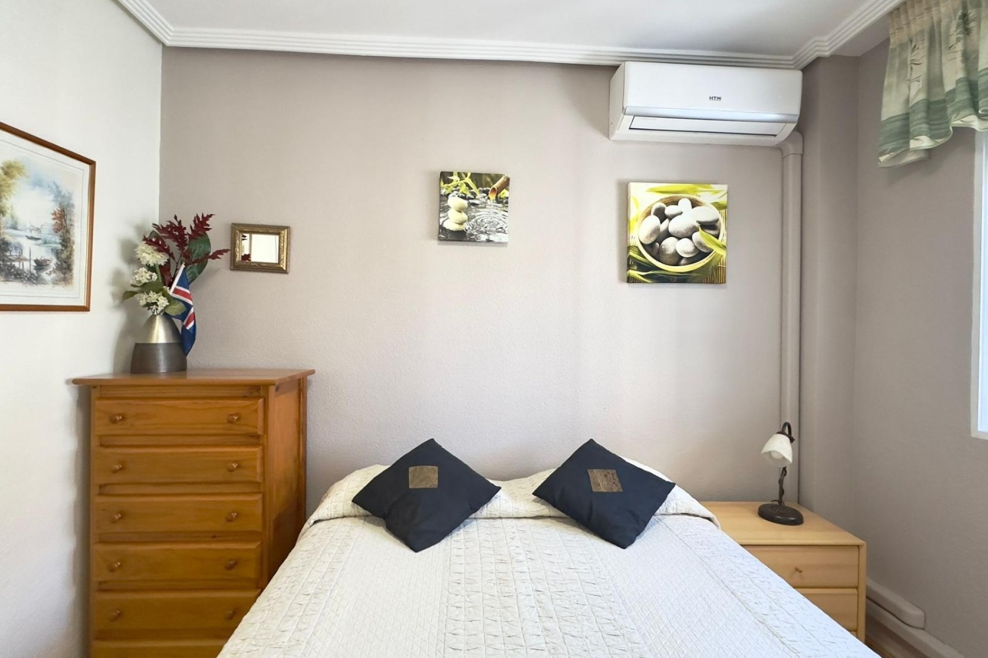 Resale - Wohnung / Appartement -
Torrevieja - Center