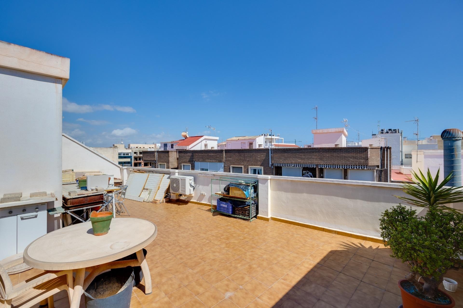 Resale - Wohnung / Appartement -
Torrevieja - Center