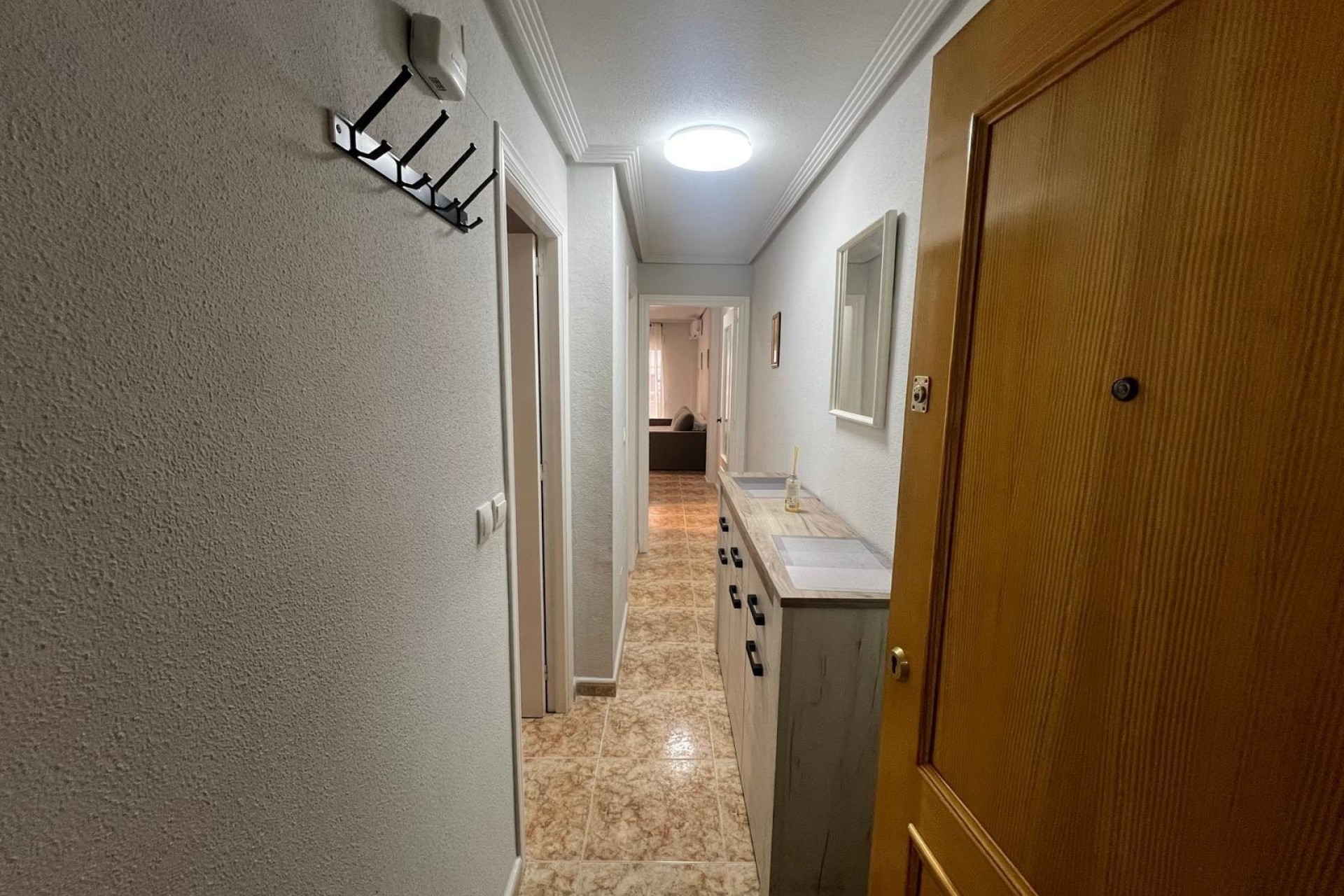 Resale - Wohnung / Appartement -
Torrevieja - Center