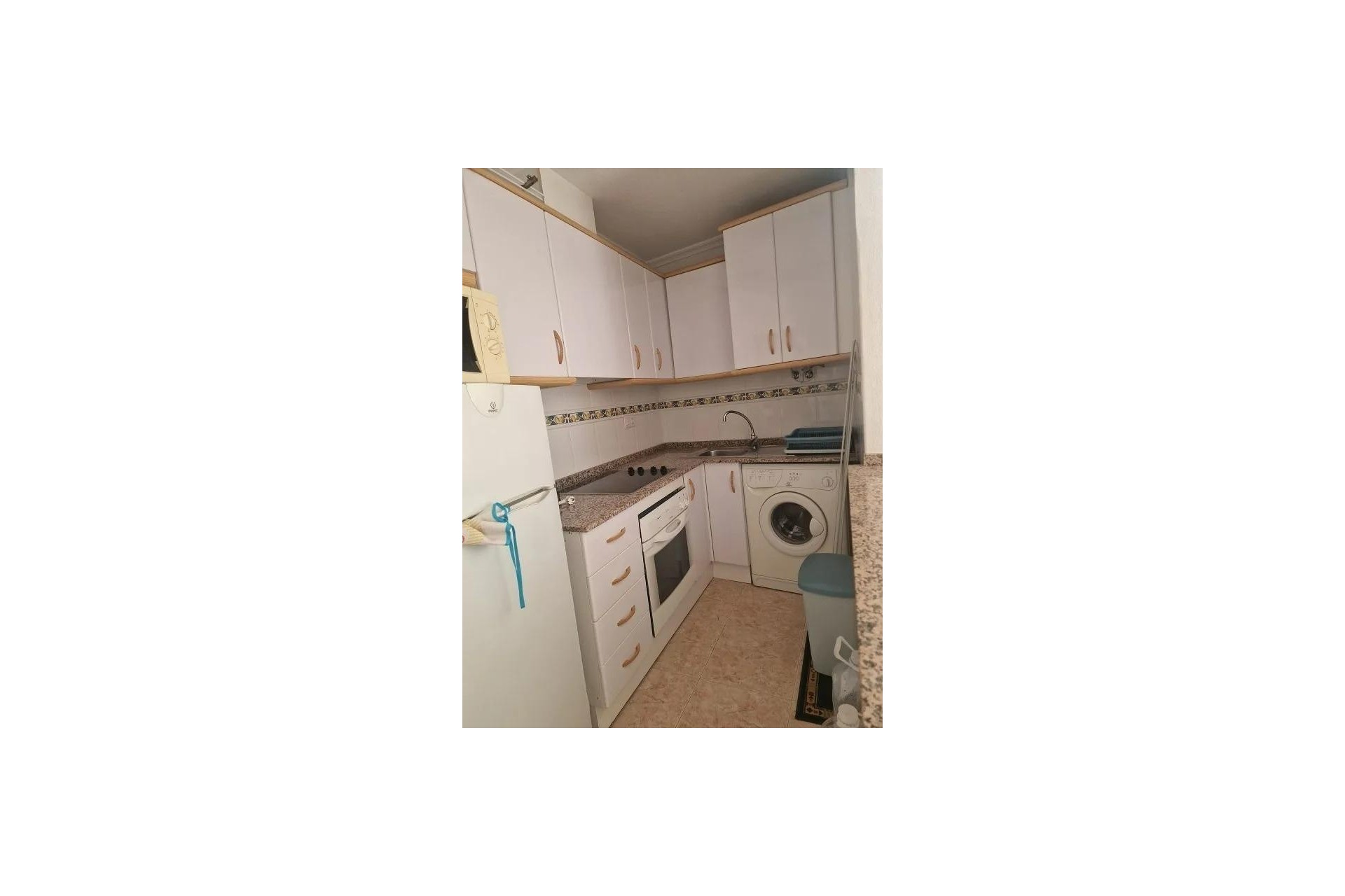 Resale - Wohnung / Appartement -
Torrevieja - Center