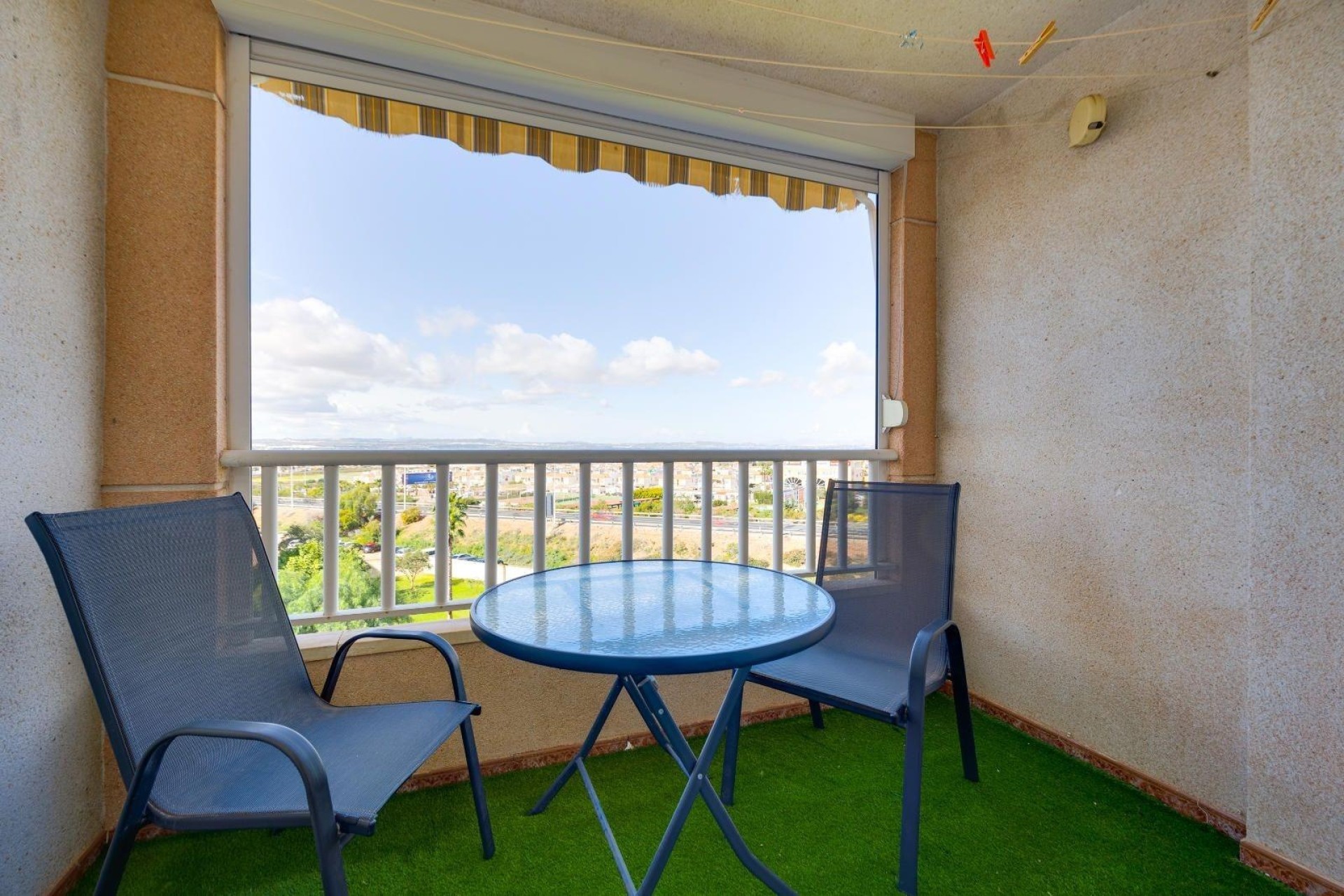 Resale - Wohnung / Appartement -
Torrevieja - Center