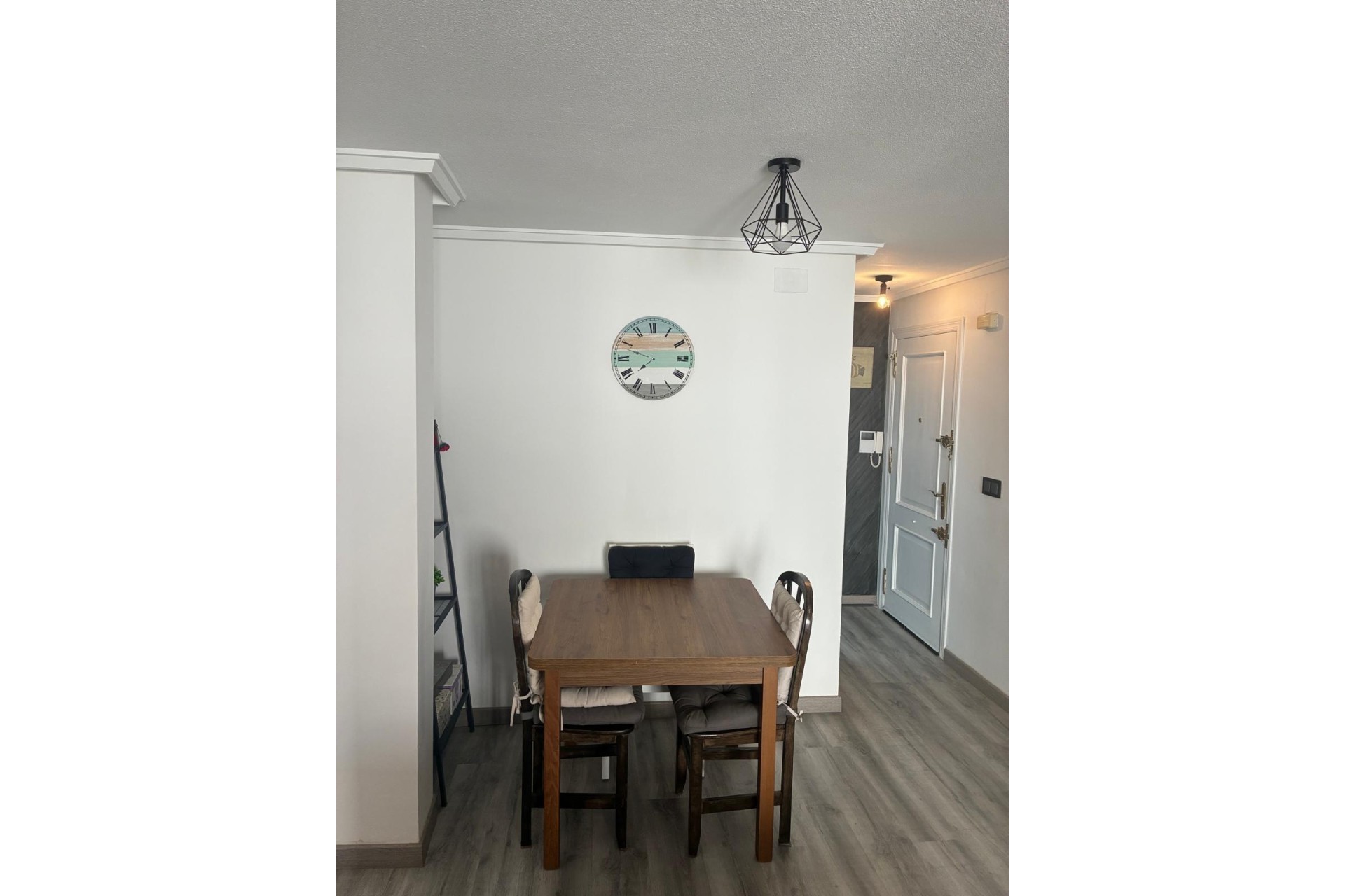 Resale - Wohnung / Appartement -
Torrevieja - Center