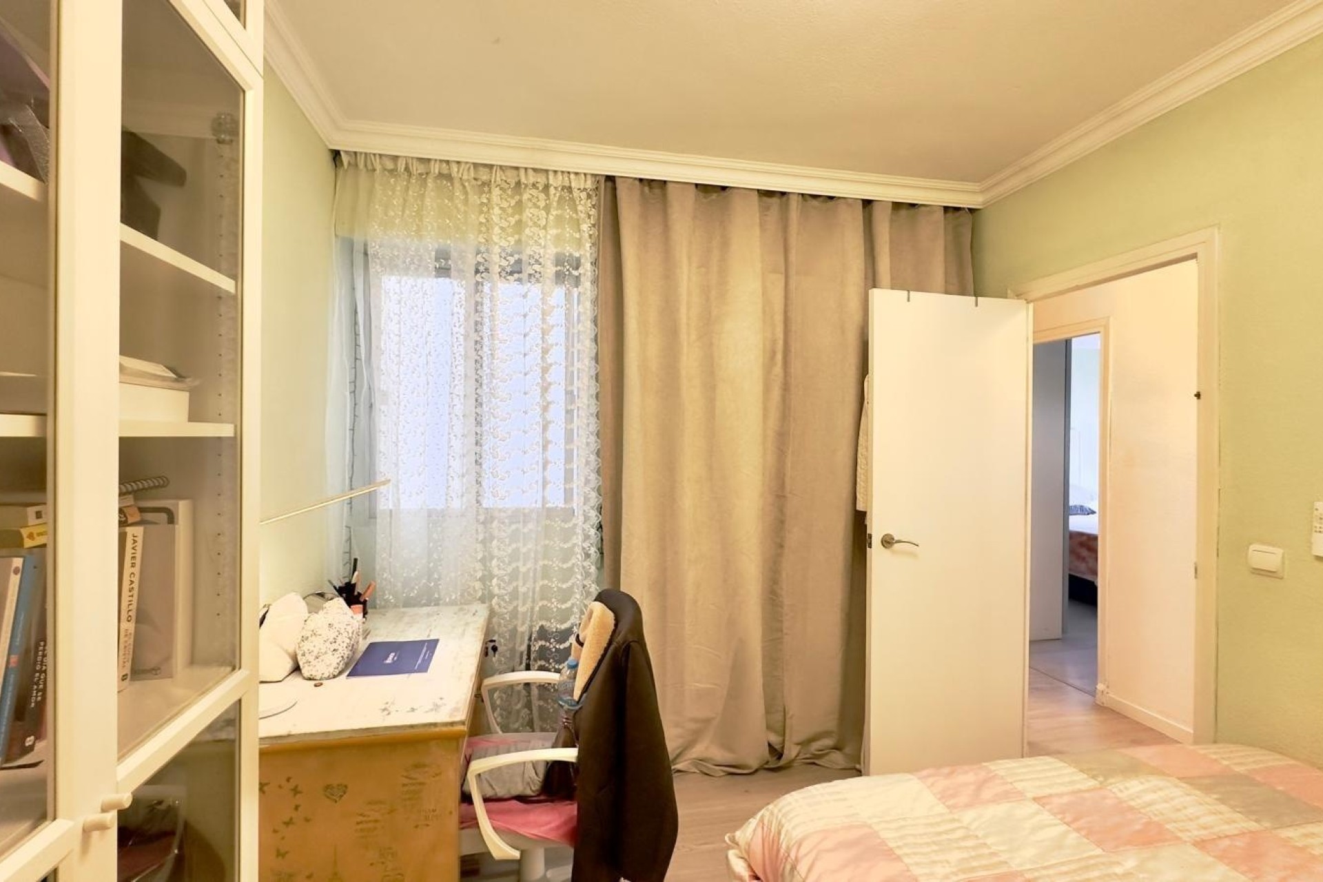 Resale - Wohnung / Appartement -
Torrevieja - Center