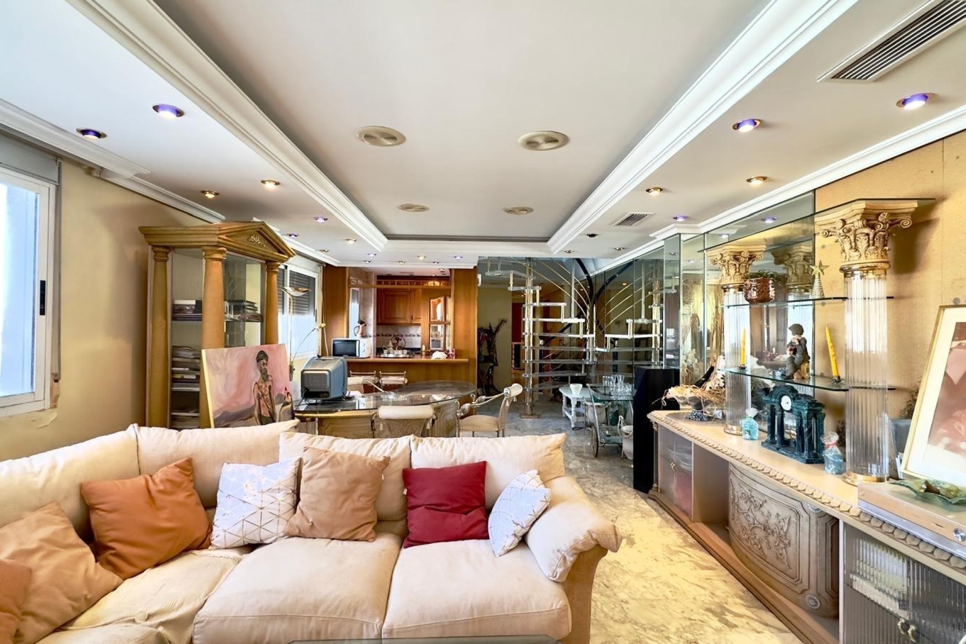 Resale - Wohnung / Appartement -
Torrevieja - Center