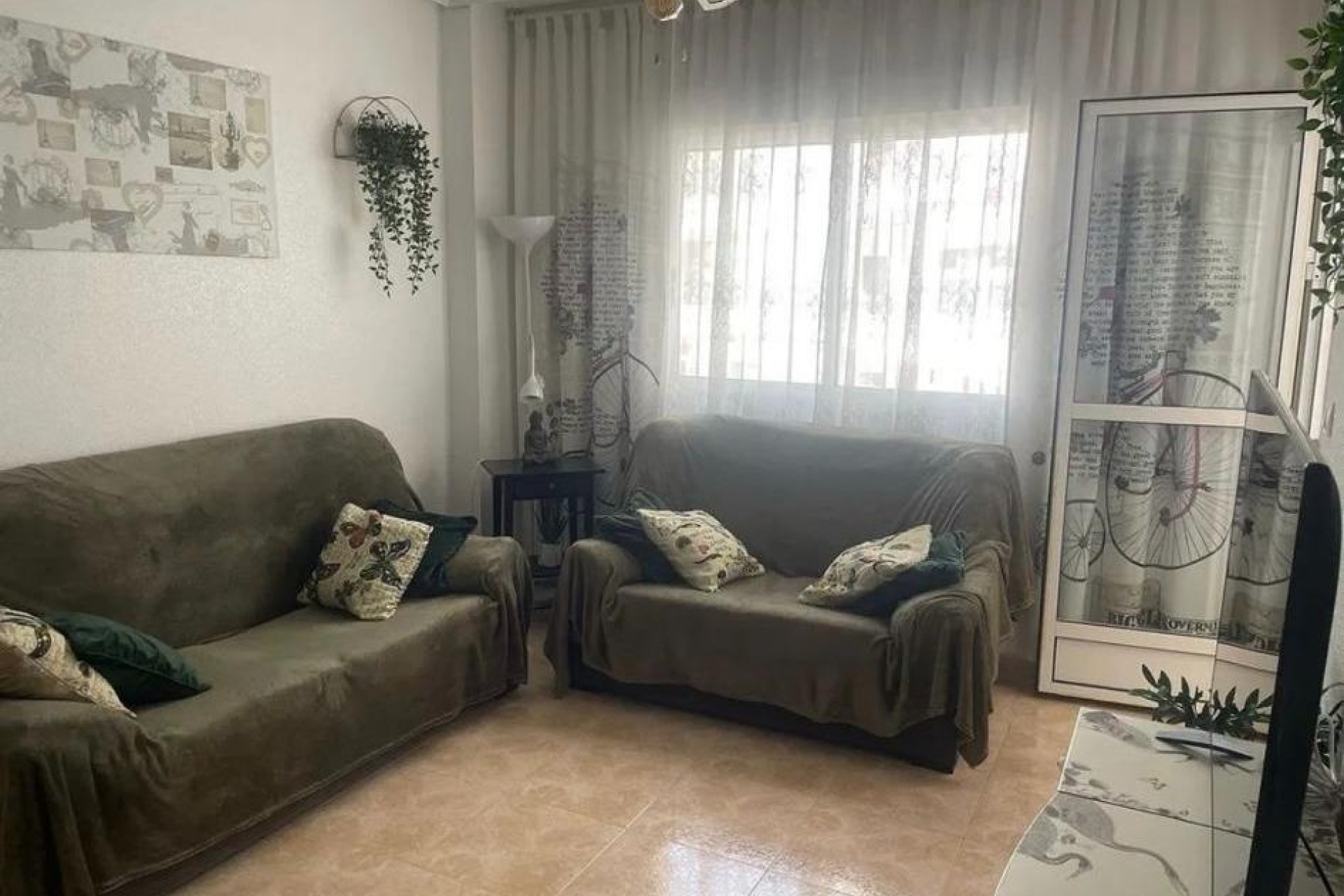 Resale - Wohnung / Appartement -
Torrevieja - Center