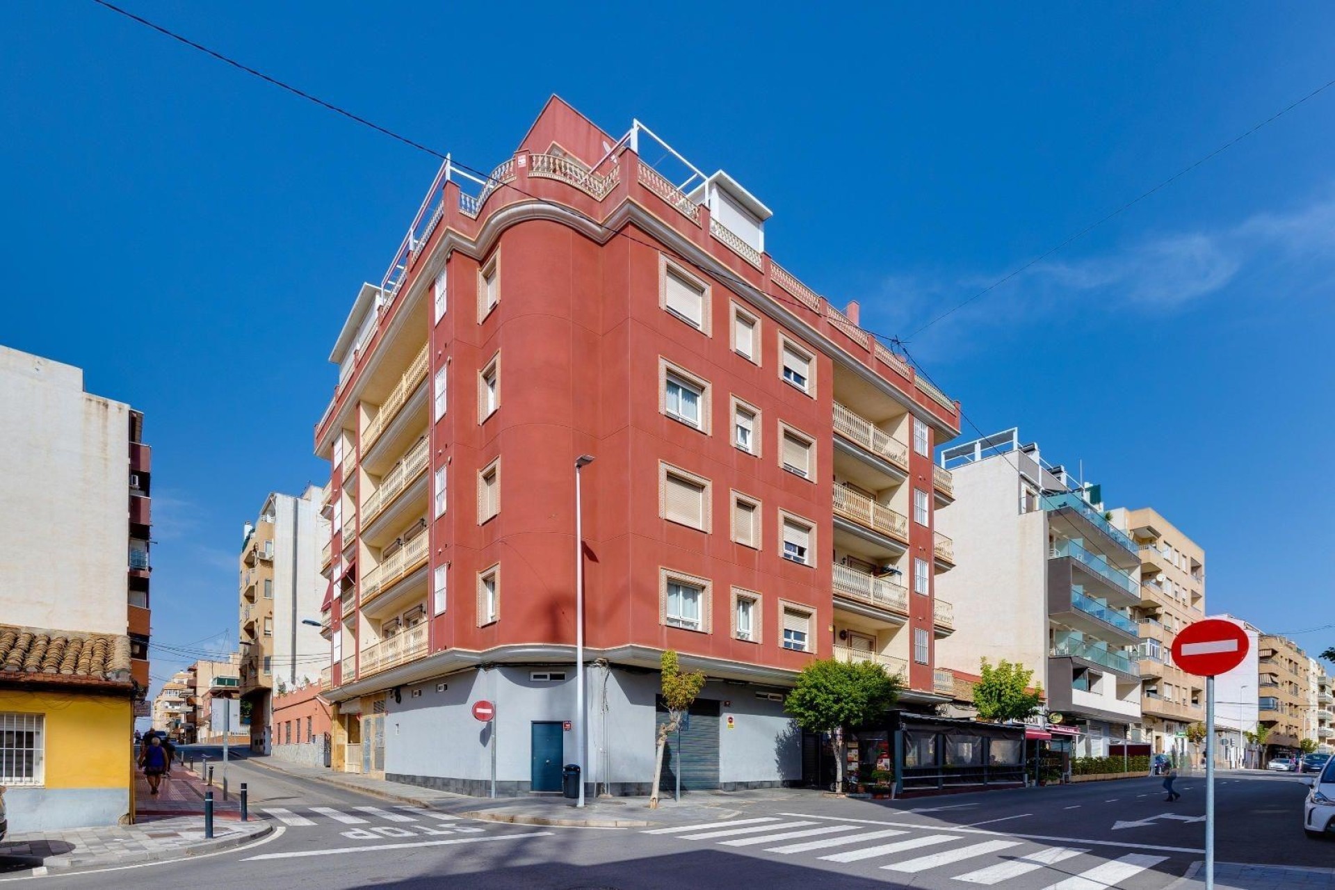 Resale - Wohnung / Appartement -
Torrevieja - Center